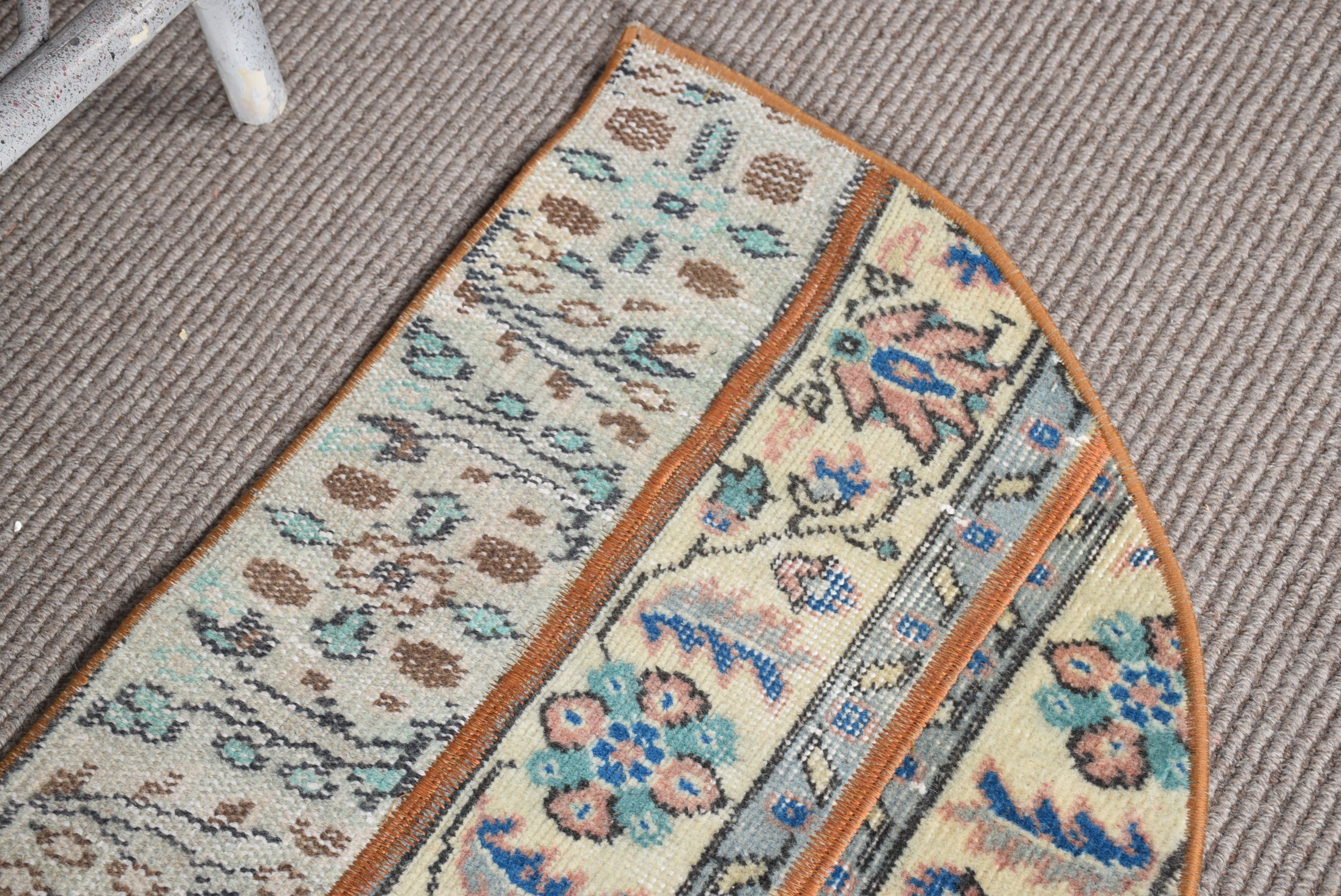 Vintage Rugs, Beige Wool Rug, 2.4x1.5 ft Small Rug, Bedroom Rug, Oriental Rug, Turkish Rug, Car Mat Rug, Rugs for Bathroom