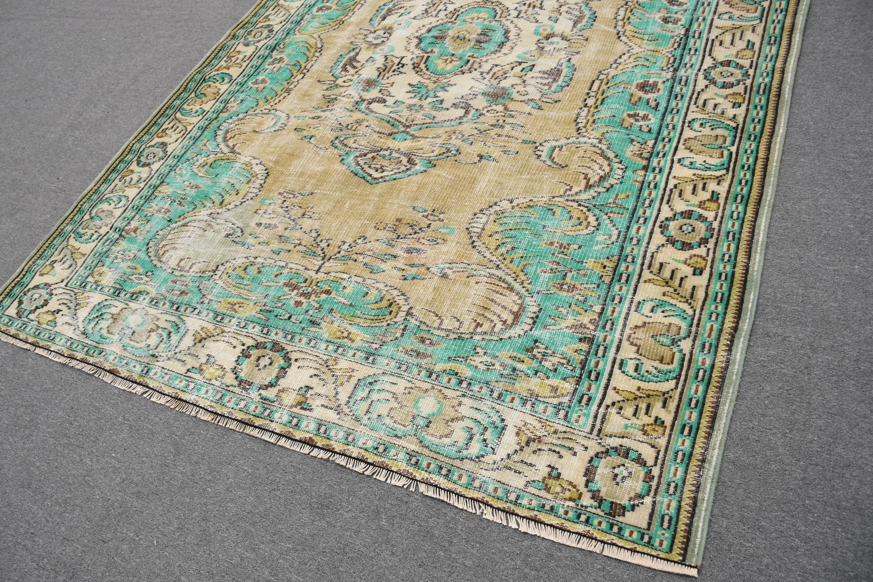 Dining Room Rug, Green Oriental Rug, Pale Rug, 6.4x8.5 ft Large Rug, Oushak Rugs, Living Room Rug, Antique Rug, Vintage Rug, Turkish Rug