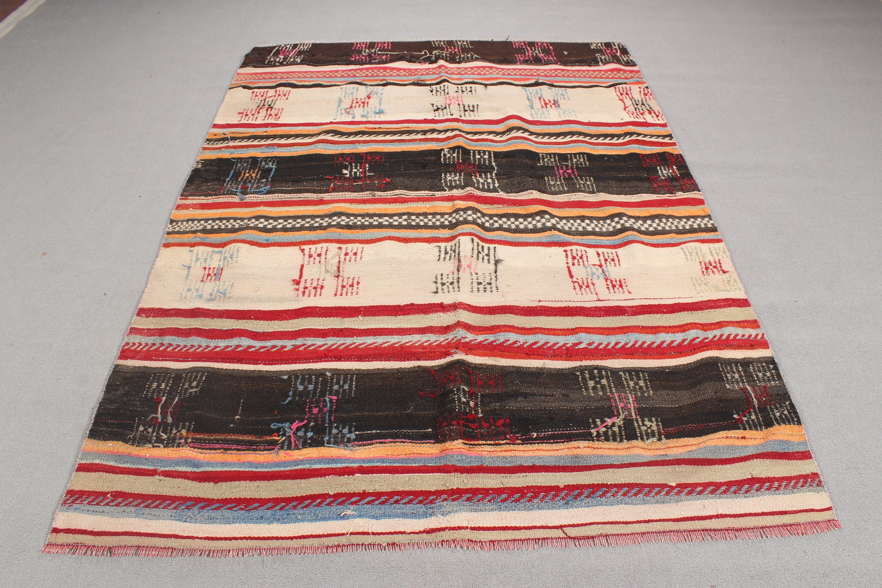 Kilim, Vintage Halı, Boho Bölge Halısı, Türk Halıları, Mutfak Halısı, Bej Oushak Halısı, 5.1x7.2 ft Alan Halısı, Ev Dekorasyonu Halısı, Anadolu Halısı