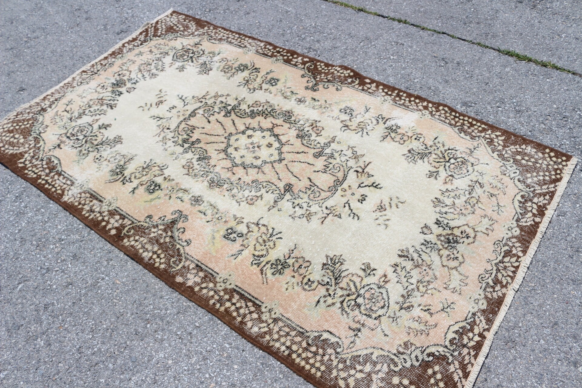 Kitchen Rug, Oriental Rug, Beige Bedroom Rugs, Eclectic Rugs, Vintage Rugs, 4x6.7 ft Area Rug, Nursery Rugs, Turkish Rug, Rugs for Kitchen