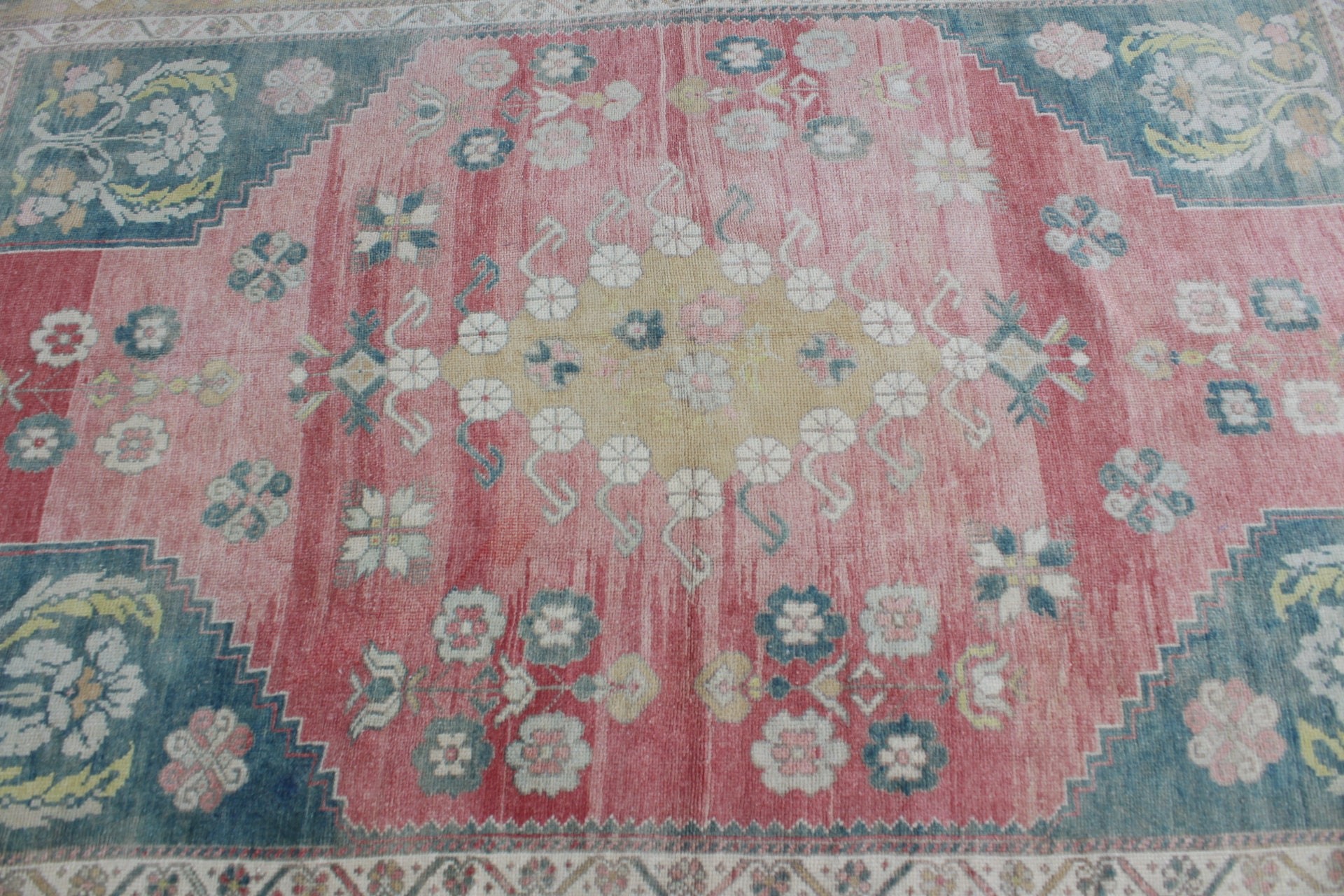 6x8.4 ft Large Rug, Turkish Rug, Living Room Rug, Bedroom Rug, Moroccan Rugs, Floor Rug, Rugs for Bedroom, Vintage Rugs, Pink Moroccan Rug