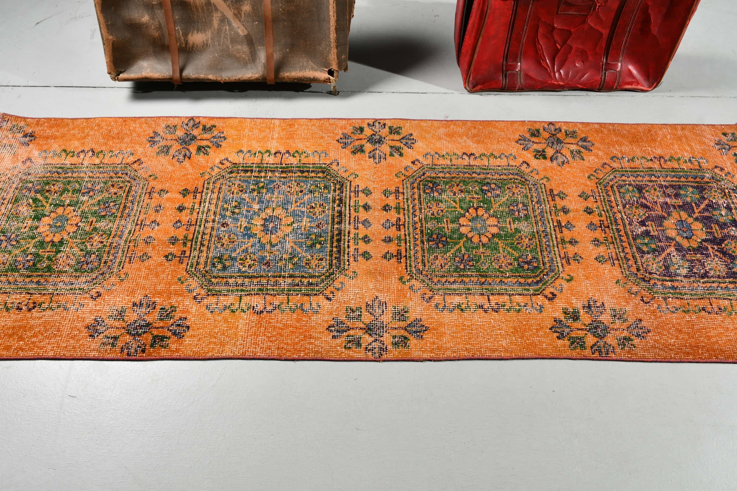 Vintage Halı, Ofis Halıları, Türk Halısı, 2.6x7.4 ft Runner Halısı, Ev Dekorasyonu Halısı, Turuncu Oushak Halısı, Merdiven Halıları, Koridor Halısı, Oryantal Halı