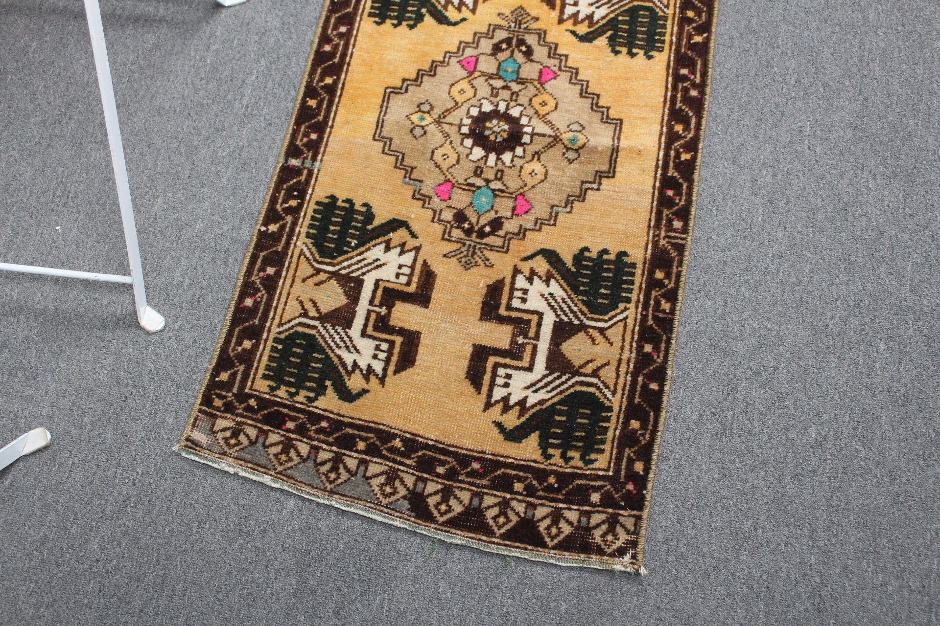 Vintage Halı, Sarı Antika Halı, Anadolu Halısı, 1.5x3.1 ft Küçük Halı, Duvara Asılı Halılar, Araba Paspas Halısı, Türk Halısı, Oushak Halısı, Özel Halı