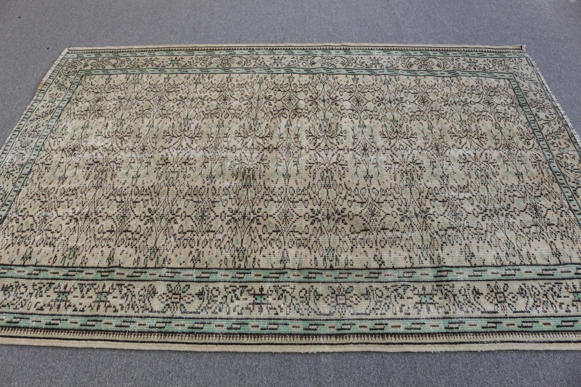 Salon Halısı, Oushak Halısı, Yün Halısı, Vintage Halılar, Türk Halısı, Yemek Odası Halısı, Vintage Dekor Halısı, 5.5x7.9 ft Büyük Halı, Bej Anadolu Halısı