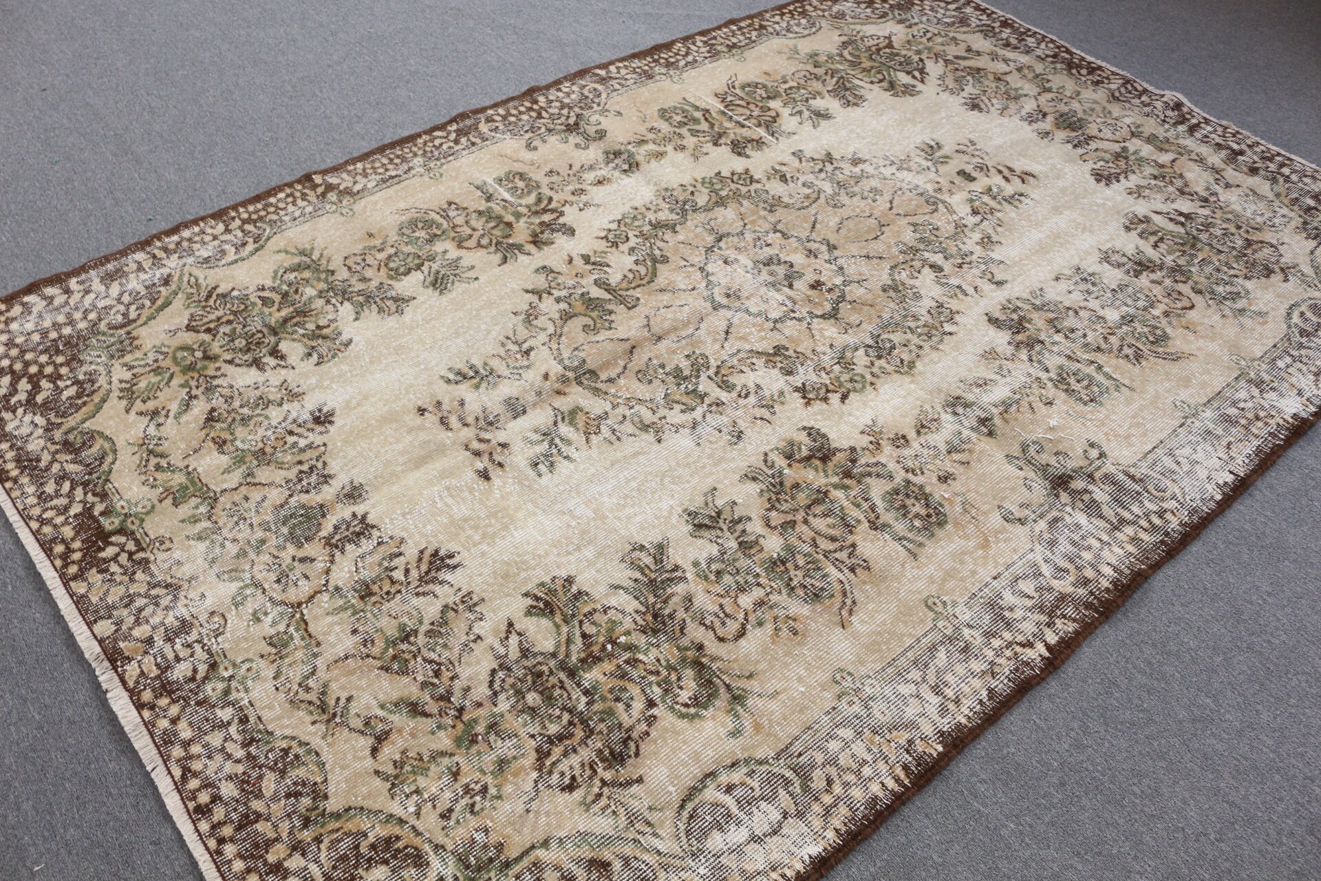 Bedroom Rug, Boho Rug, Vintage Rugs, Beige Floor Rug, Turkish Rug, Art Rug, Cool Rug, Living Room Rug, 5.5x8.7 ft Large Rugs, Anatolian Rug