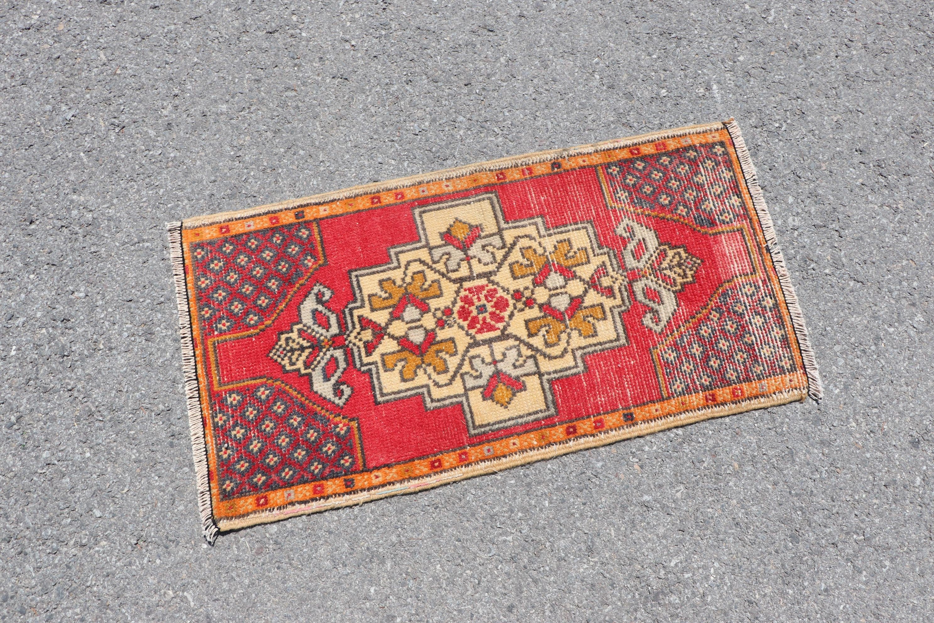 Giriş Halısı, Kırmızı Antika Halı, Çocuk Odası Halıları, Banyo Halısı, Antika Halı, Anadolu Halısı, Türk Halısı, Vintage Halı, 1.5x2.9 ft Küçük Halı