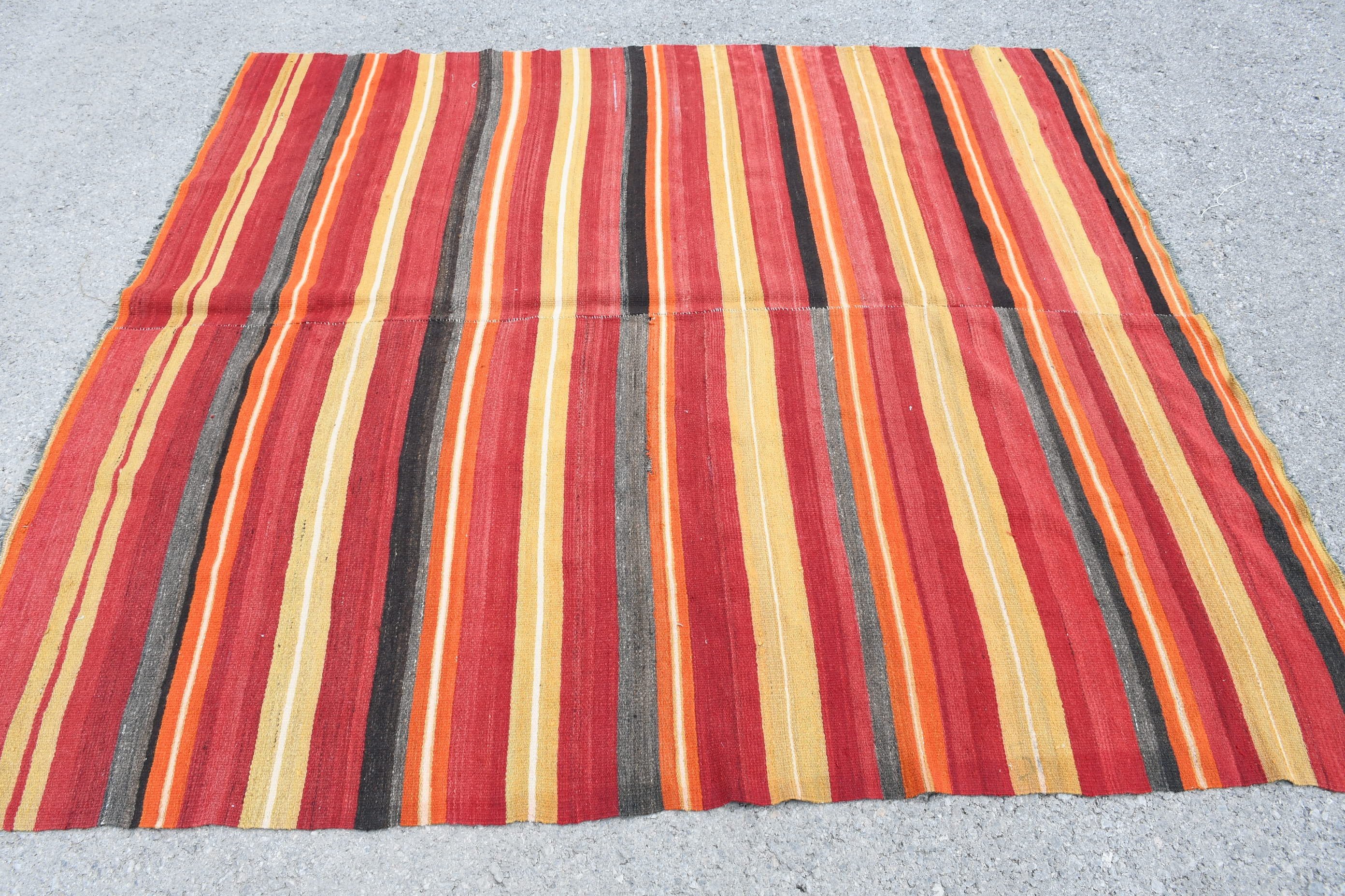 5.6x6.4 ft Area Rug, Turkey Rug, Moroccan Rug, Vintage Rugs, Bedroom Rug, Kilim, Wool Rug, Turkish Rug, Living Room Rug, Red Oushak Rug