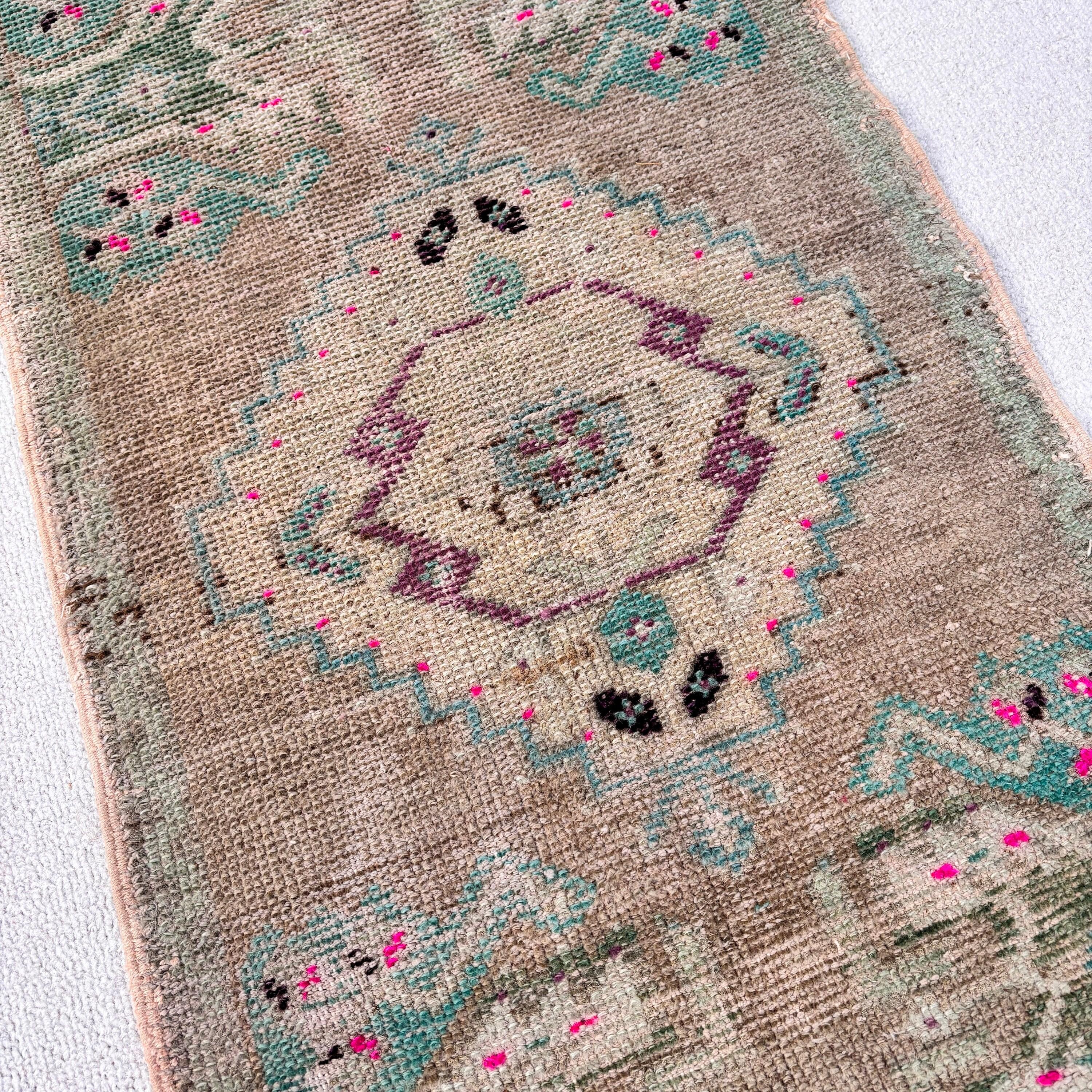 Vintage Rugs, Aesthetic Rug, Turkish Rug, Small Vintage Rug, Bath Rugs, Beige Cool Rugs, Neutral Rugs, 1.4x2.7 ft Small Rugs