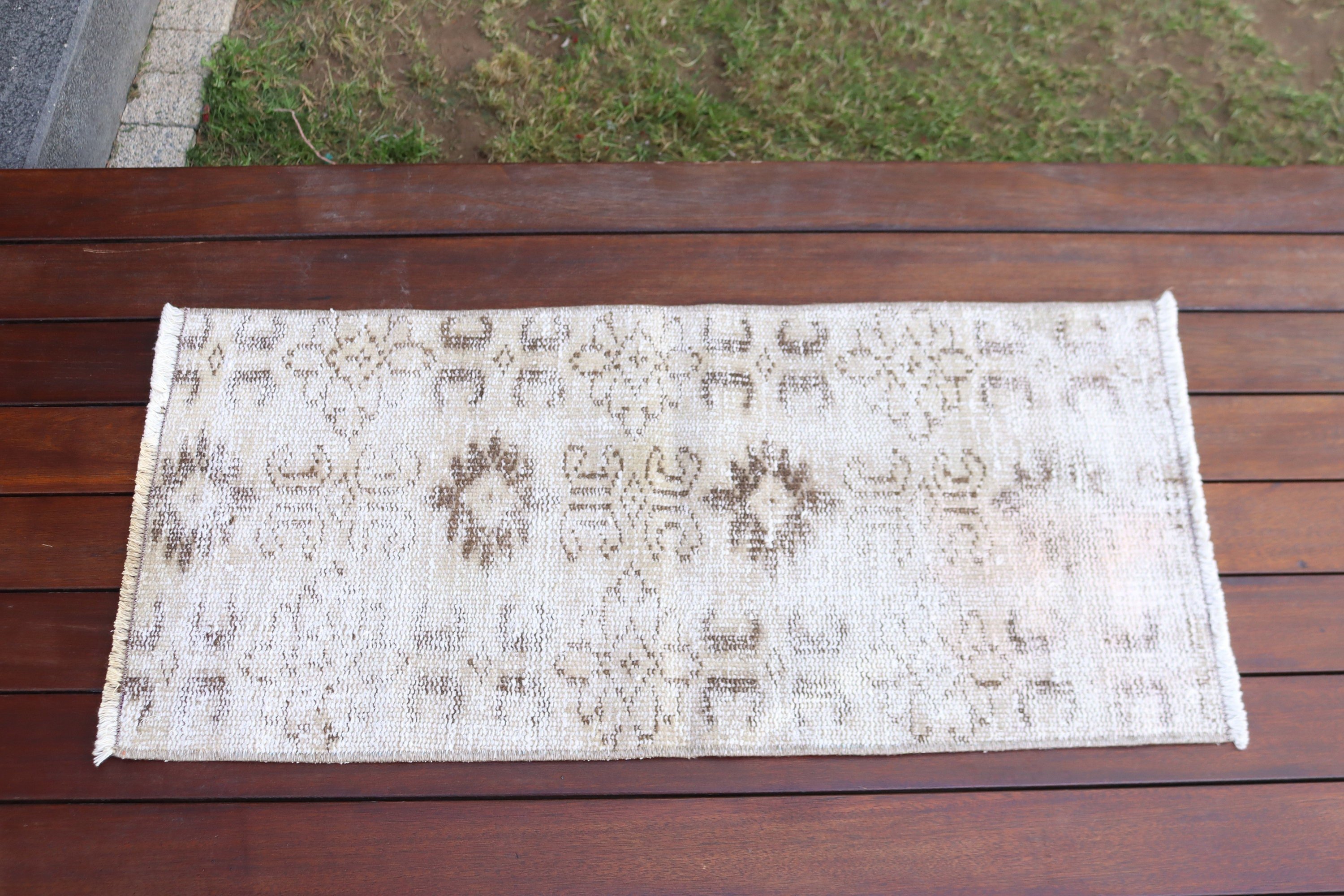 Kapı Paspası Halısı, Bej Oushak Halısı, Giriş Halısı, Türk Halıları, 1.4x3 ft Küçük Halı, Küçük Vintage için Halılar, Havalı Halı, Vintage Halılar, Oushak Halısı