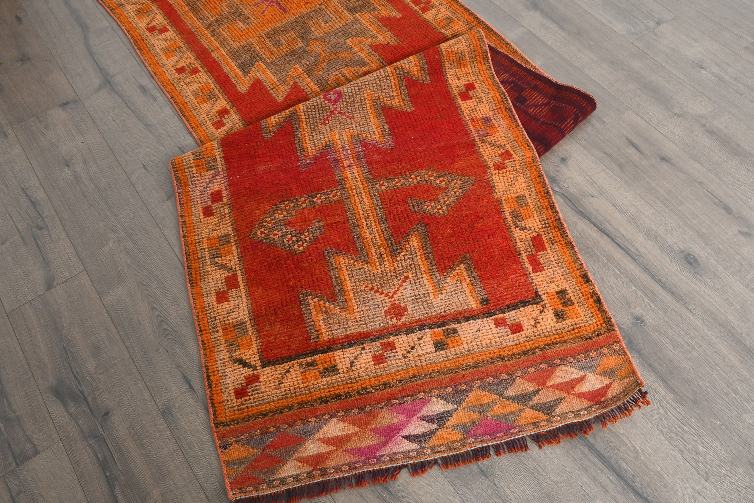 2.8x10.9 ft Runner Halı, Türk Halısı, Vintage Halı, Kırmızı Yatak Odası Halısı, Koridor Halıları, Ev Dekor Halısı, Antika Halı, Merdiven Halısı, Koridor Halıları