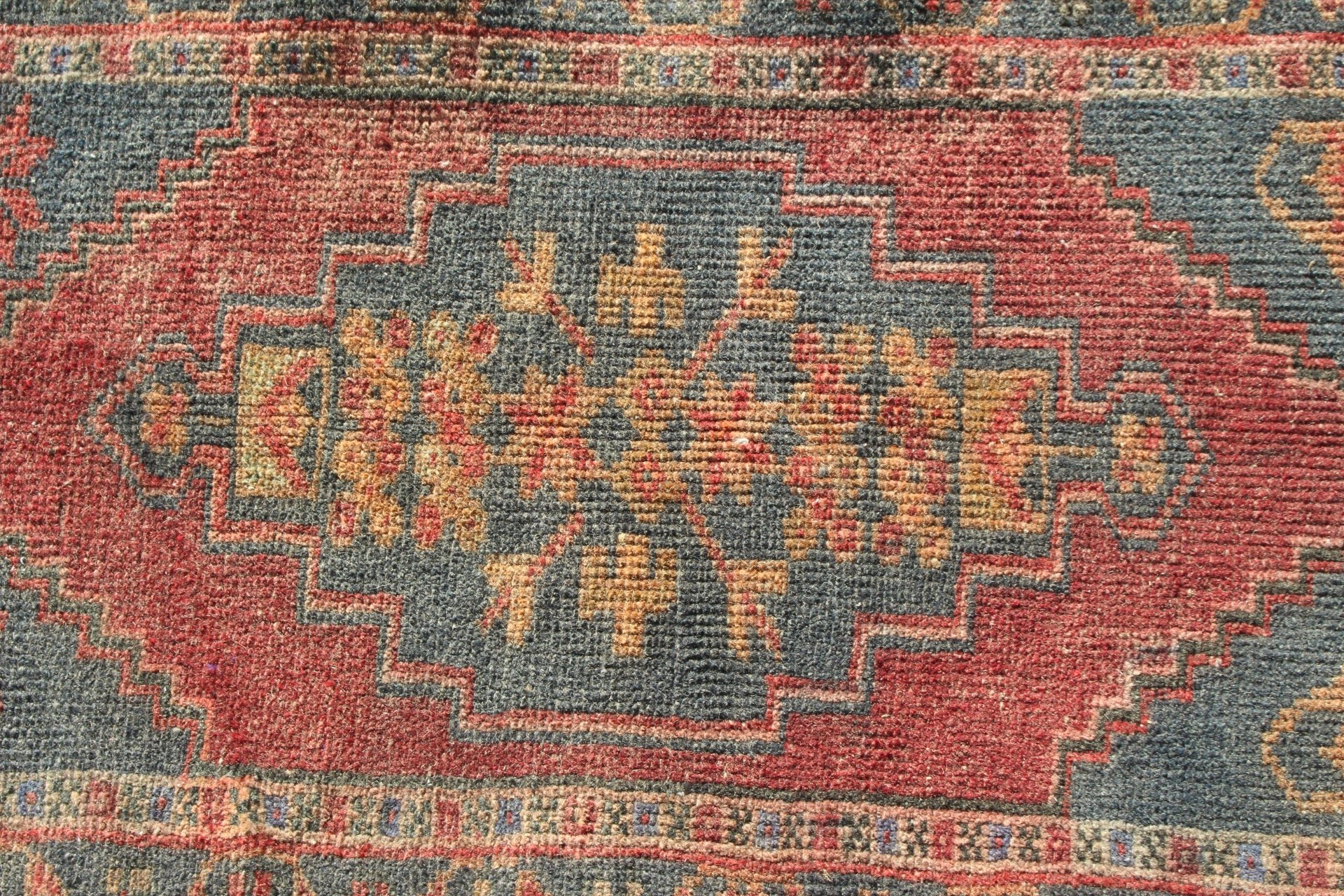 Giriş Halısı, Geometrik Halı, Türk Halısı, Estetik Halılar, Banyo Halıları, Kırmızı El Dokuma Halı, 1.5x3.1 ft Küçük Halılar, Vintage Halı