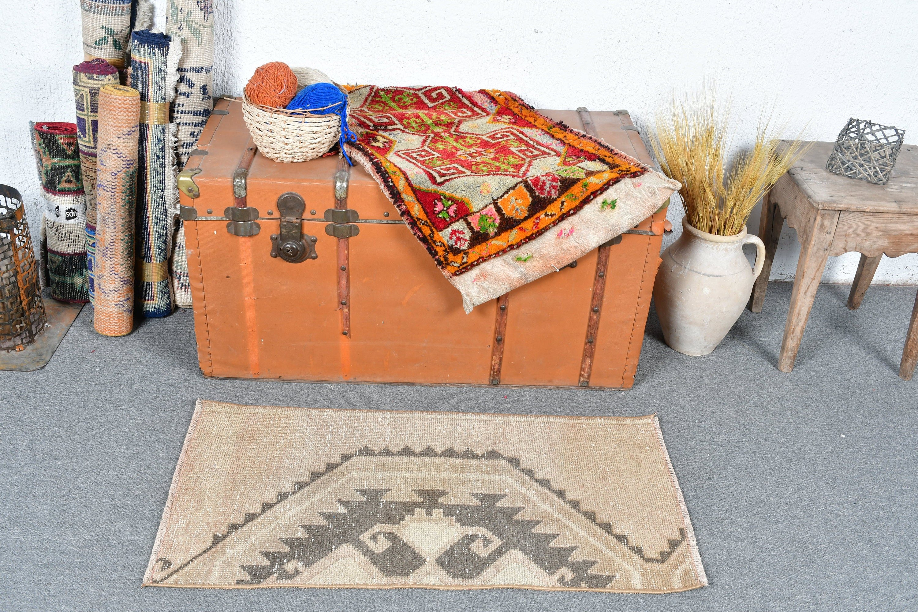 Turkish Rug, Oriental Rug, Car Mat Rug, Rugs for Nursery, Home Decor Rugs, Brown Bedroom Rug, Vintage Rug, Bath Rug, 1.7x3.2 ft Small Rug