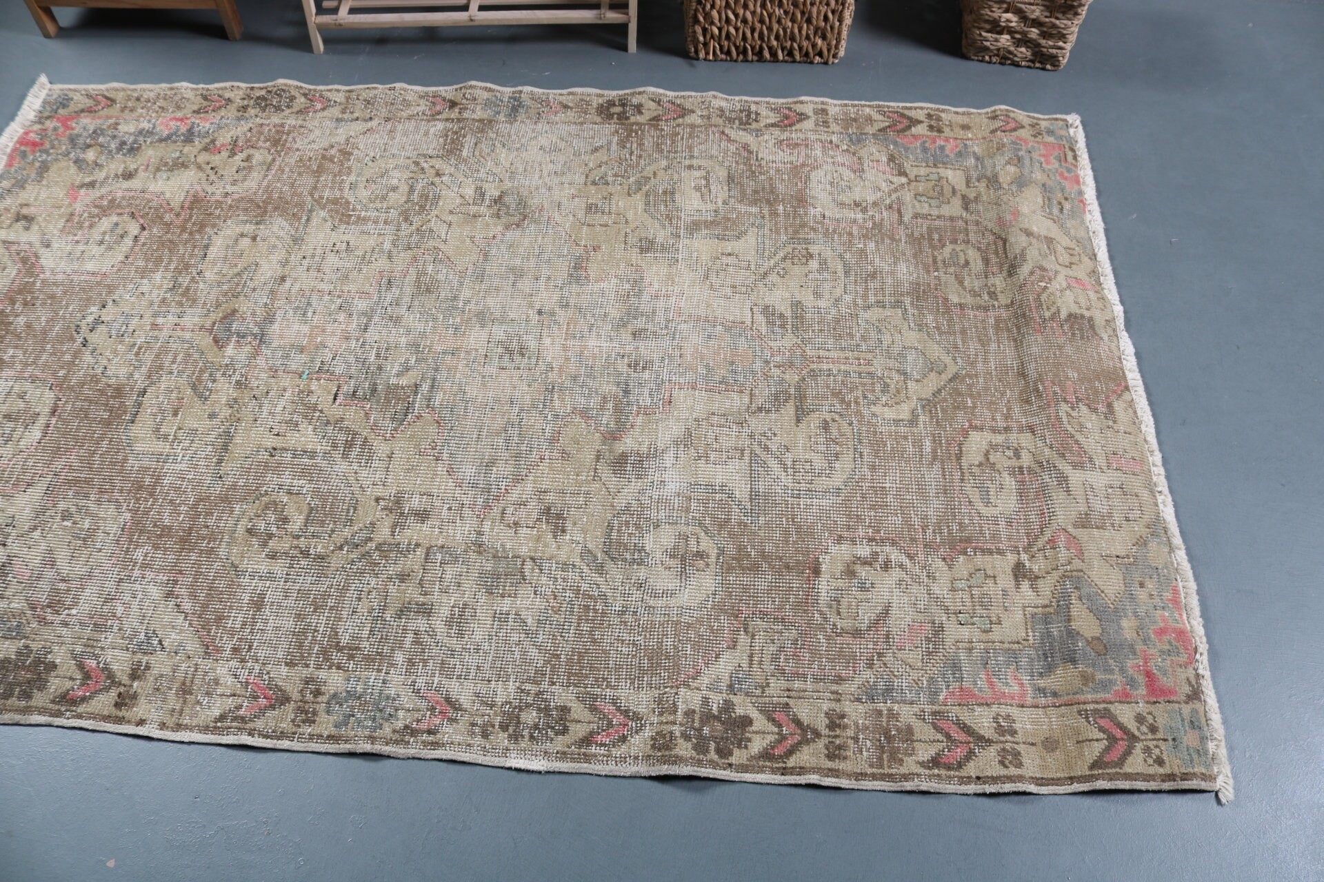 Old Rug, Rugs for Floor, 4.1x6.3 ft Area Rug, Vintage Rugs, Turkey Rug, Indoor Rugs, Dining Room Rug, Wool Rug, Turkish Rug, Anatolian Rug