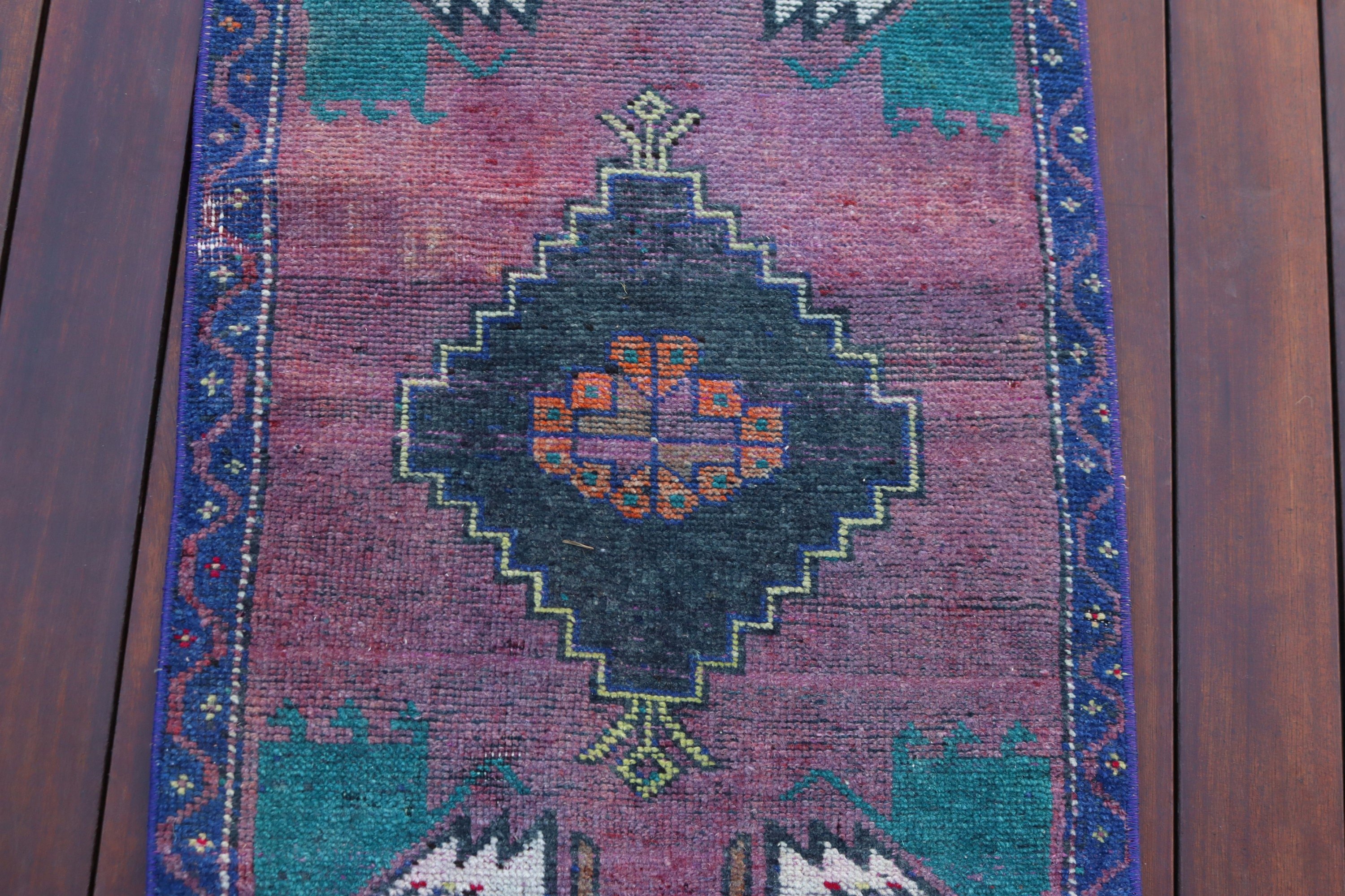 Modern Halı, Vintage Halı, Mor 1.7x3.5 ft Küçük Halı, Yün Halı, Banyo Halıları, Duvara Asma Halılar, Yatak Odası Halıları, Türk Halısı