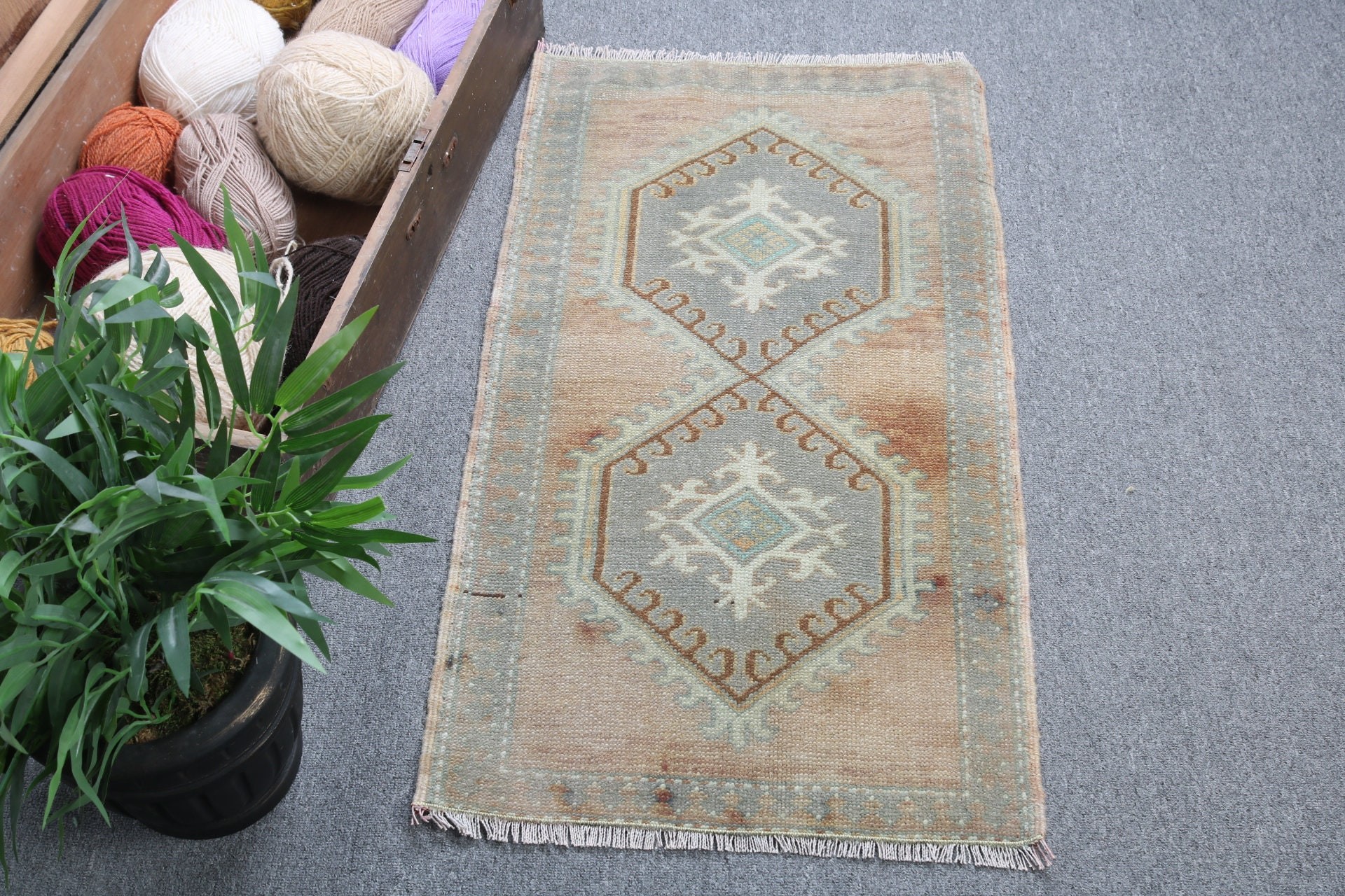 Wall Hanging Rug, Geometric Rug, Aesthetic Rug, Car Mat Rug, Antique Rug, Vintage Rugs, Turkish Rug, 1.6x3 ft Small Rug, Brown Kitchen Rug