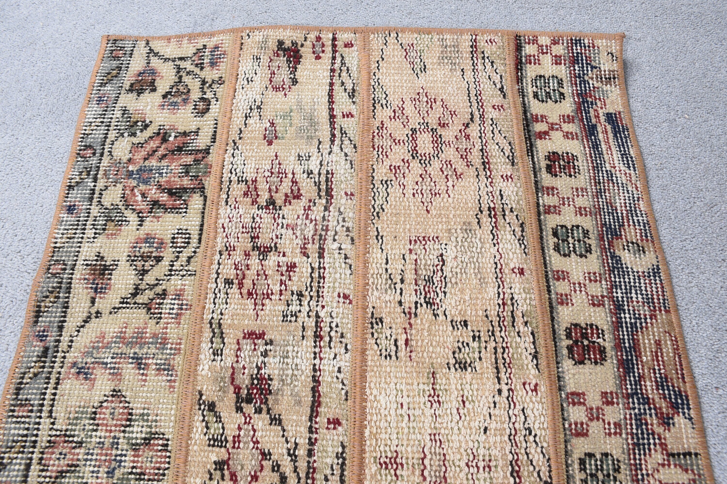 1.7x2.7 ft Küçük Halı, Vintage Halılar, Bej Ev Dekor Halısı, El Dokuma Halı, Yatak Odası Halısı, Oryantal Halılar, Çocuk Halısı, Türk Halısı, Araba Paspas Halıları