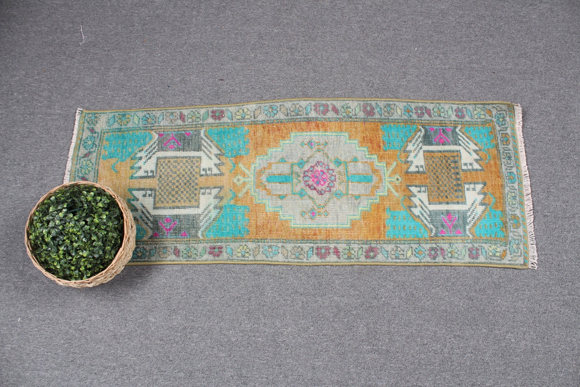 Turuncu Soğuk Halı, Mutfak Halısı, Duvara Asılı Halılar, Ev Dekorasyonu Halısı, Türk Halısı, Vintage Halı, 1.4x3.8 ft Küçük Halılar, Yurt Halısı