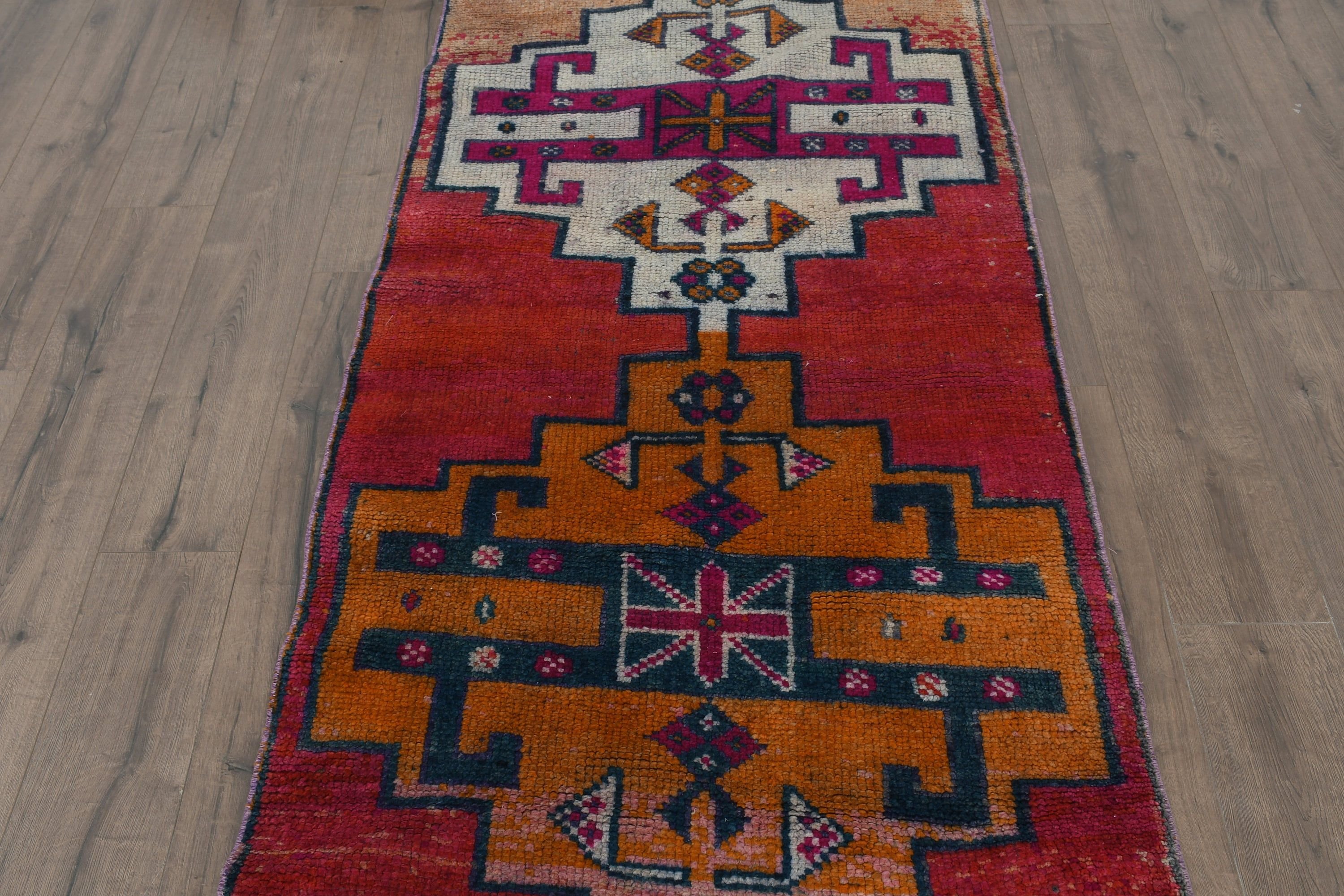 Yatak Odası Halısı, Vintage Halı, Türk Halıları, Kırmızı Oushak Halıları, Merdiven Halısı, Koridor Halıları, Soğuk Halı, 3.3x11.7 ft Koşucu Halısı, Koridor Halısı