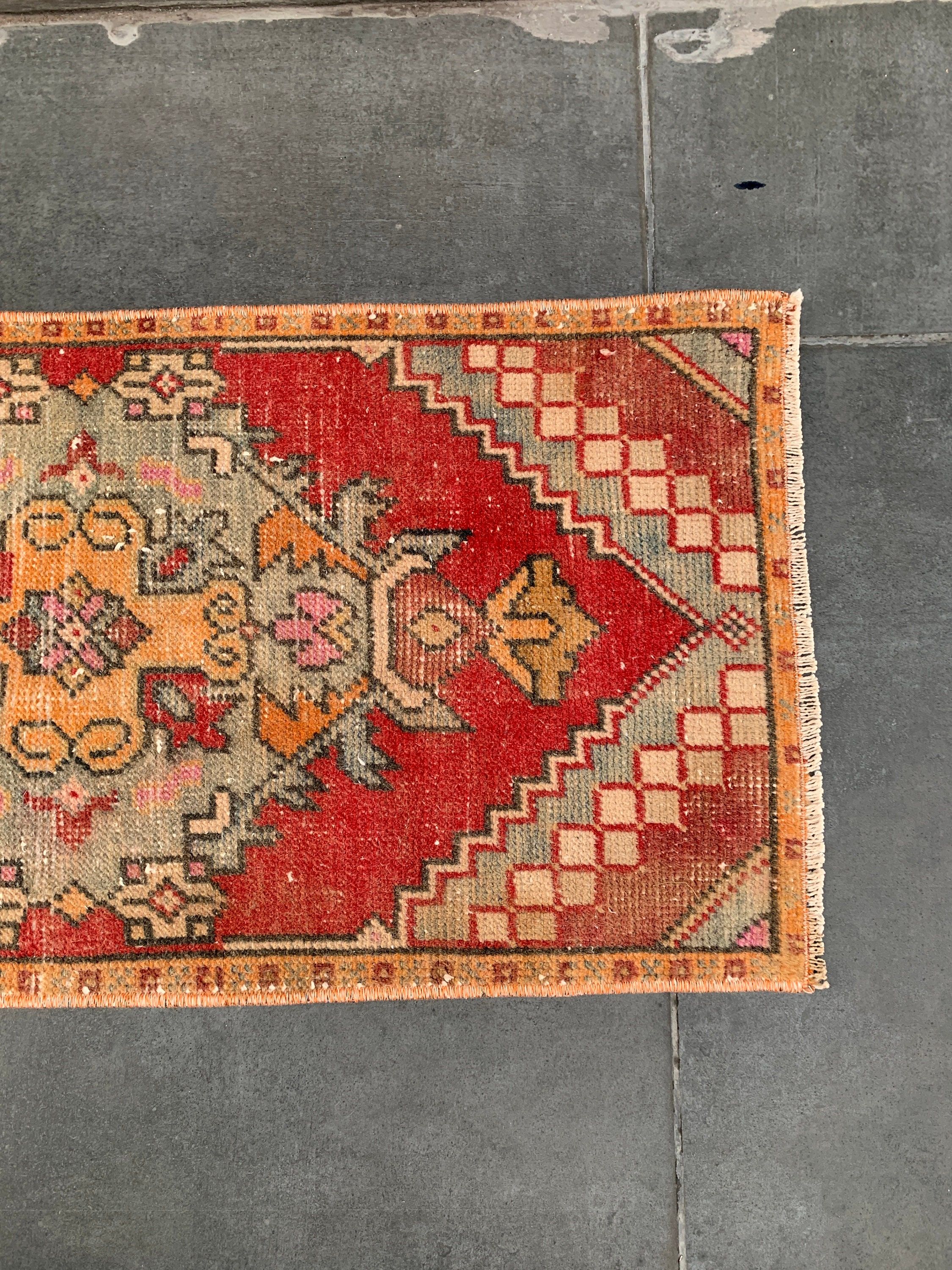 Bedroom Rugs, Moroccan Rugs, Rugs for Car Mat, Vintage Rug, Nomadic Rug, 1.5x3.1 ft Small Rug, Bath Rugs, Turkish Rugs, Red Home Decor Rugs