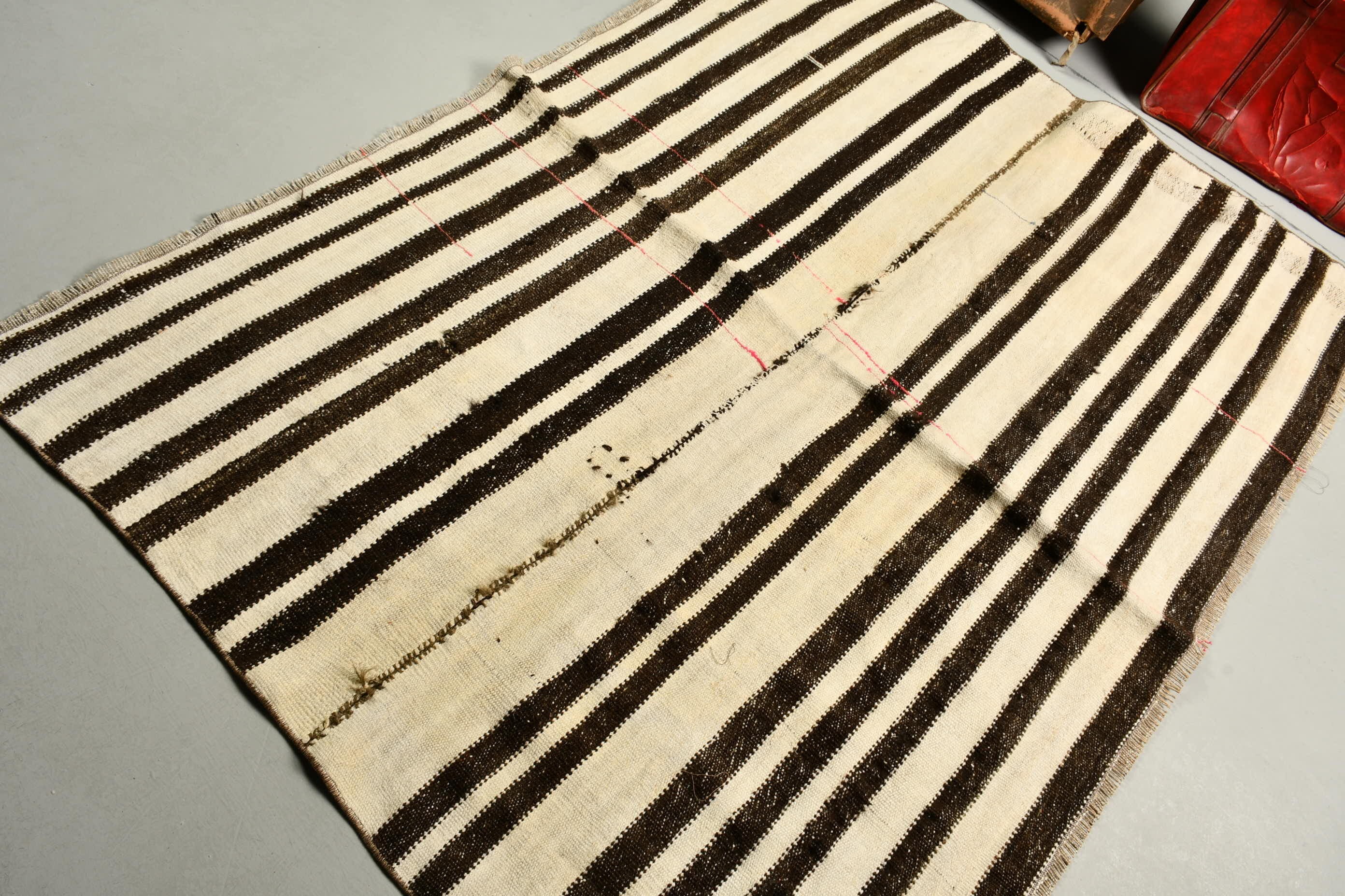 Havalı Halı, Türk Halısı, 6.3x4.8 ft Alan Halısı, Vintage Halı, Yemek Odası Halıları, Anadolu Halısı, Bej Soğuk Halı, İç Mekan Halıları, Yer Halısı, Kilim