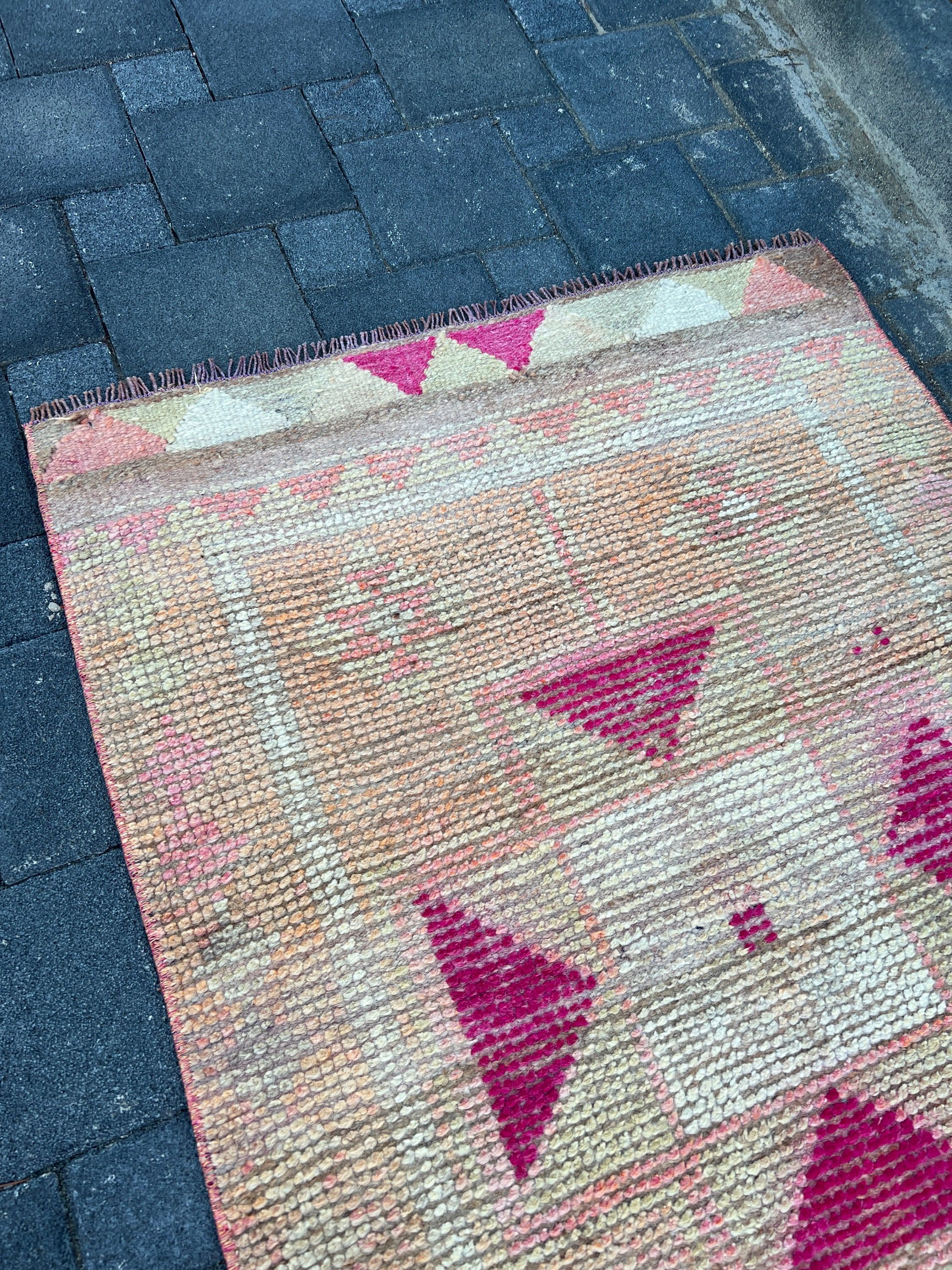 Anadolu Halısı, Türk Halısı, Merdiven Halısı, Eski Halı, Pembe Oushak Halıları, Mutfak Halıları, Ev Dekorasyonu Halısı, 2.9x10.8 ft Runner Halısı, Vintage Halılar