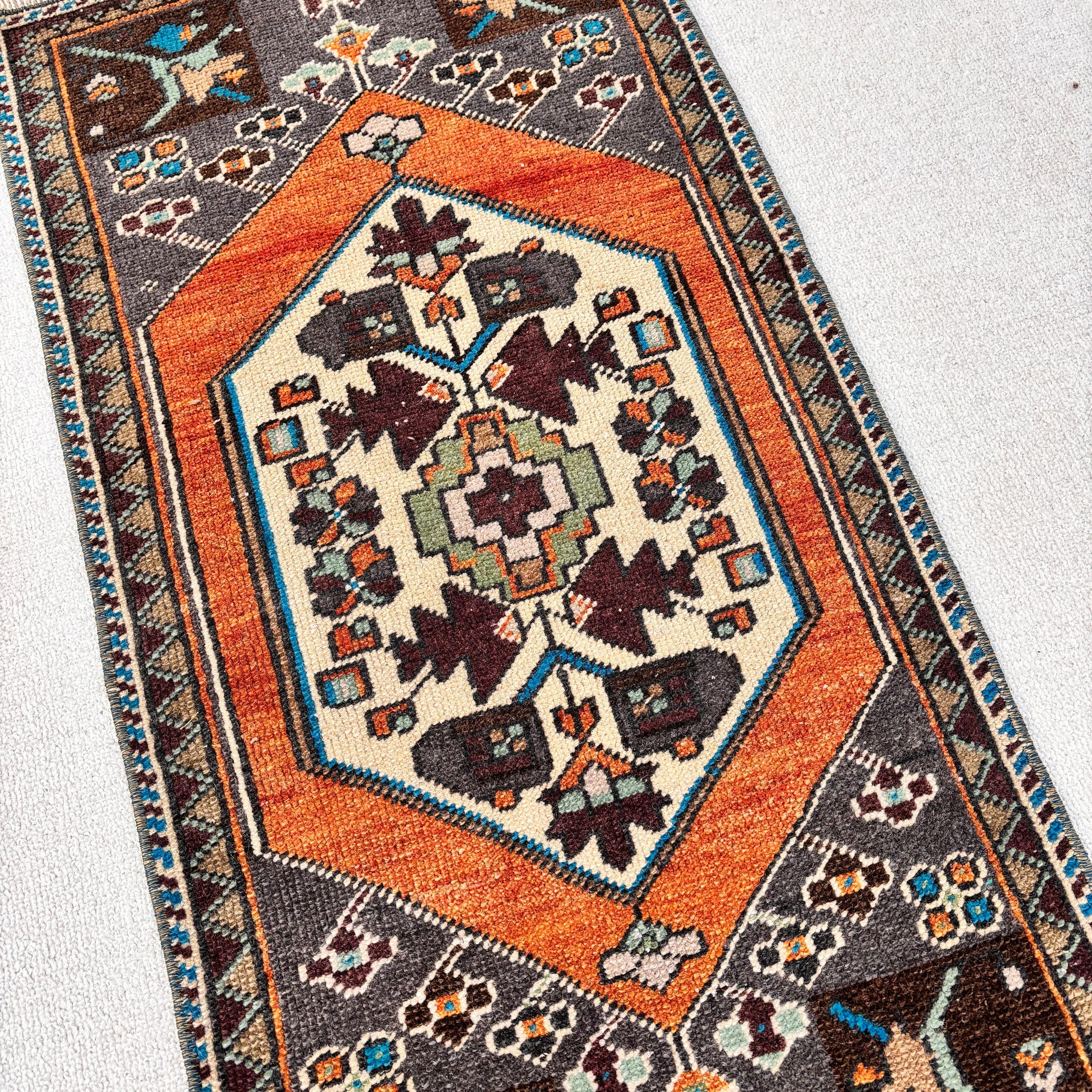 1.5x3 ft Küçük Halılar, Türk Halıları, El Dokuma Halılar, Paspas Halısı, Boho Halısı, Açıklama Halıları, Mor Nötr Halılar, Çocuk Halısı, Vintage Halılar