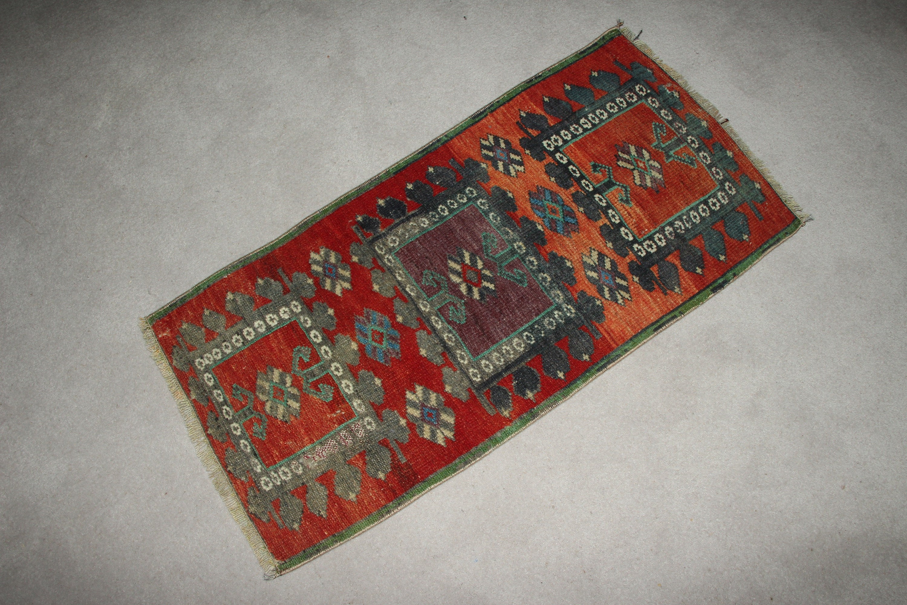 Moroccan Rug, Turkish Rug, Anatolian Rug, Rugs for Kitchen, 1.4x3 ft Small Rugs, Red Oushak Rug, Bath Rug, Bedroom Rug, Vintage Rug