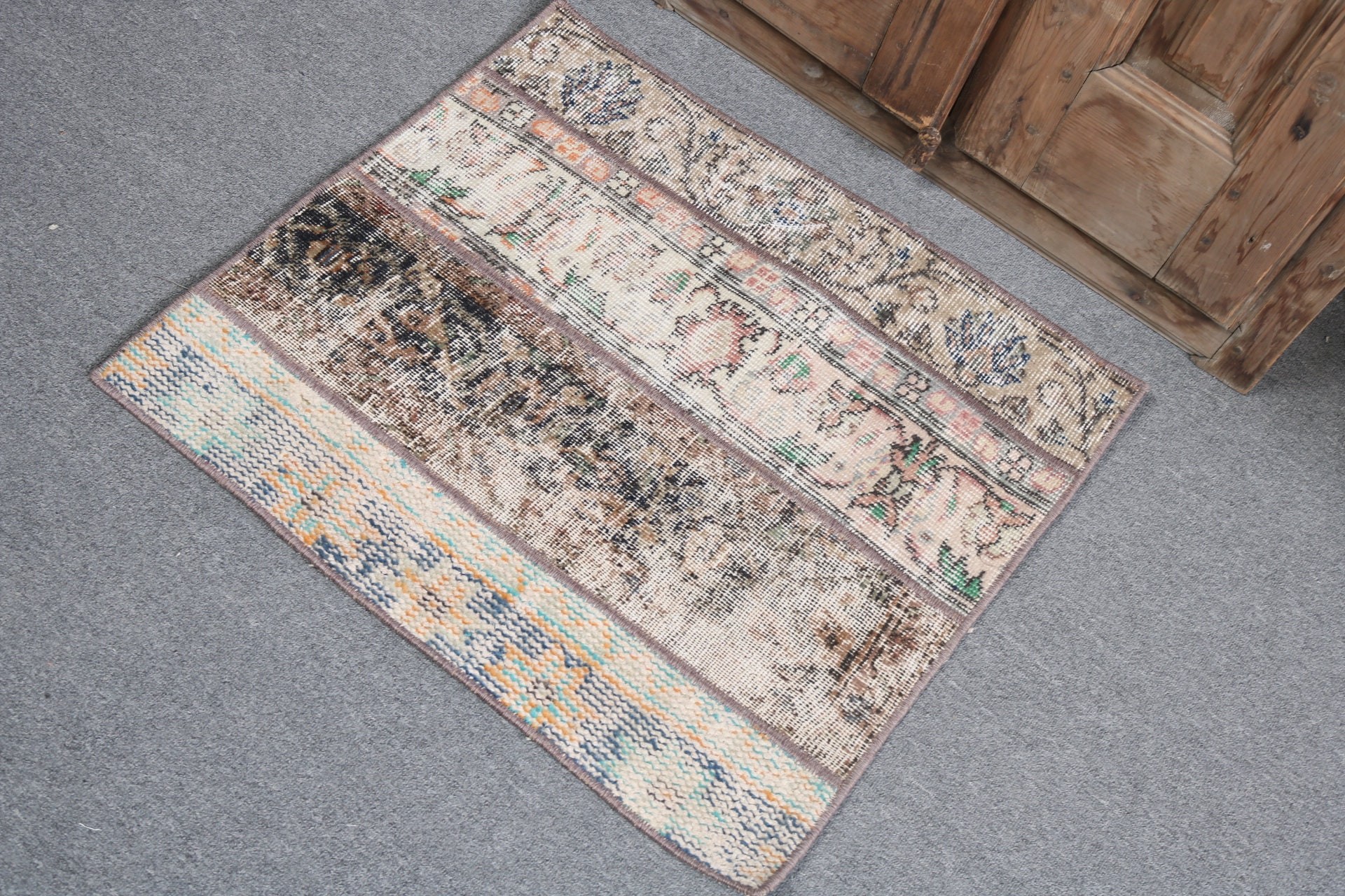 Small Vintage Rugs, Door Mat Rug, Turkish Rug, Oriental Rugs, Vintage Rugs, Bedroom Rug, 2.3x2.5 ft Small Rug, Beige Home Decor Rug