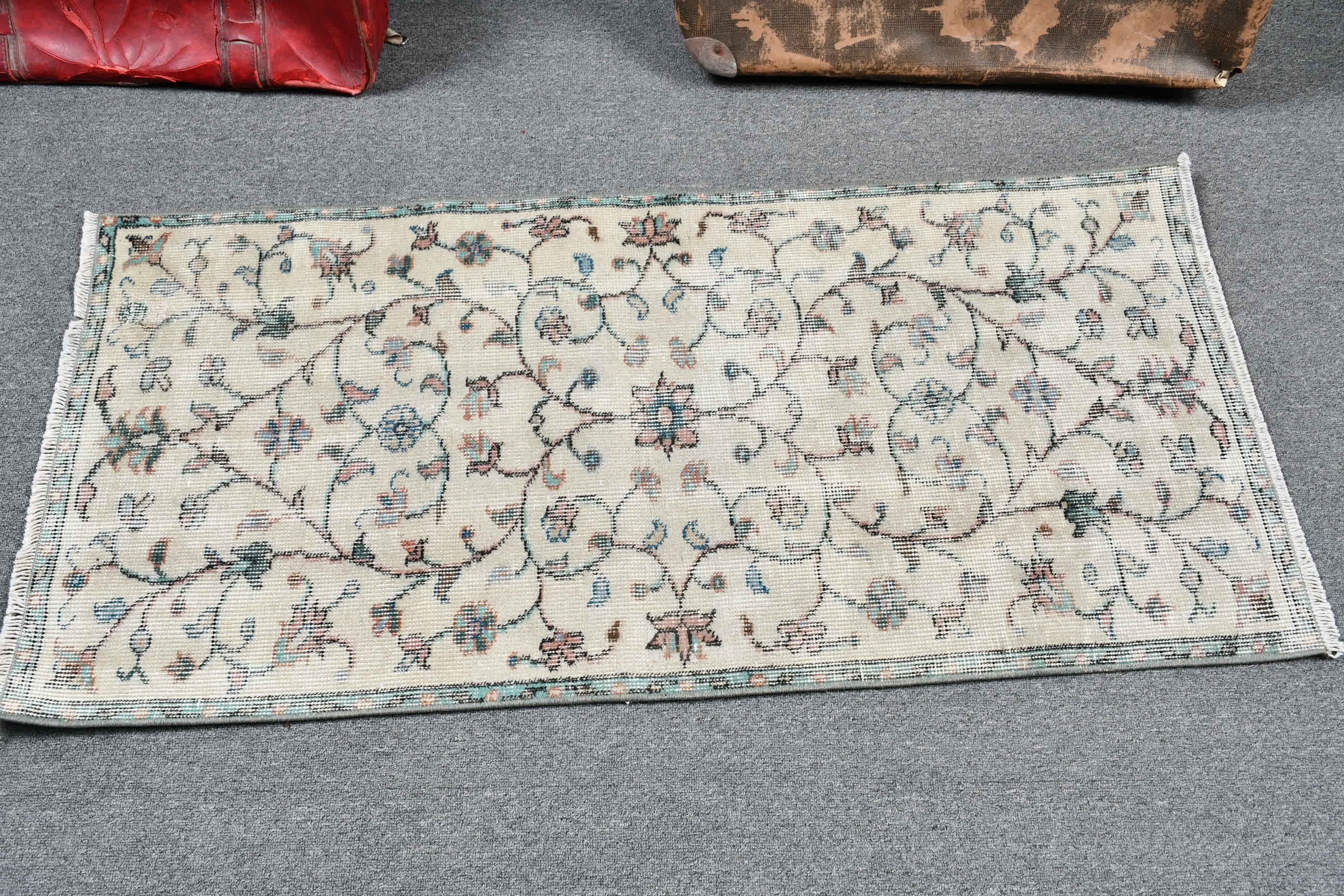 Entry Rug, Vintage Rugs, Beige Floor Rug, Bedroom Rug, Oriental Rug, 2.1x4.3 ft Small Rug, Vintage Decor Rugs, Turkish Rug