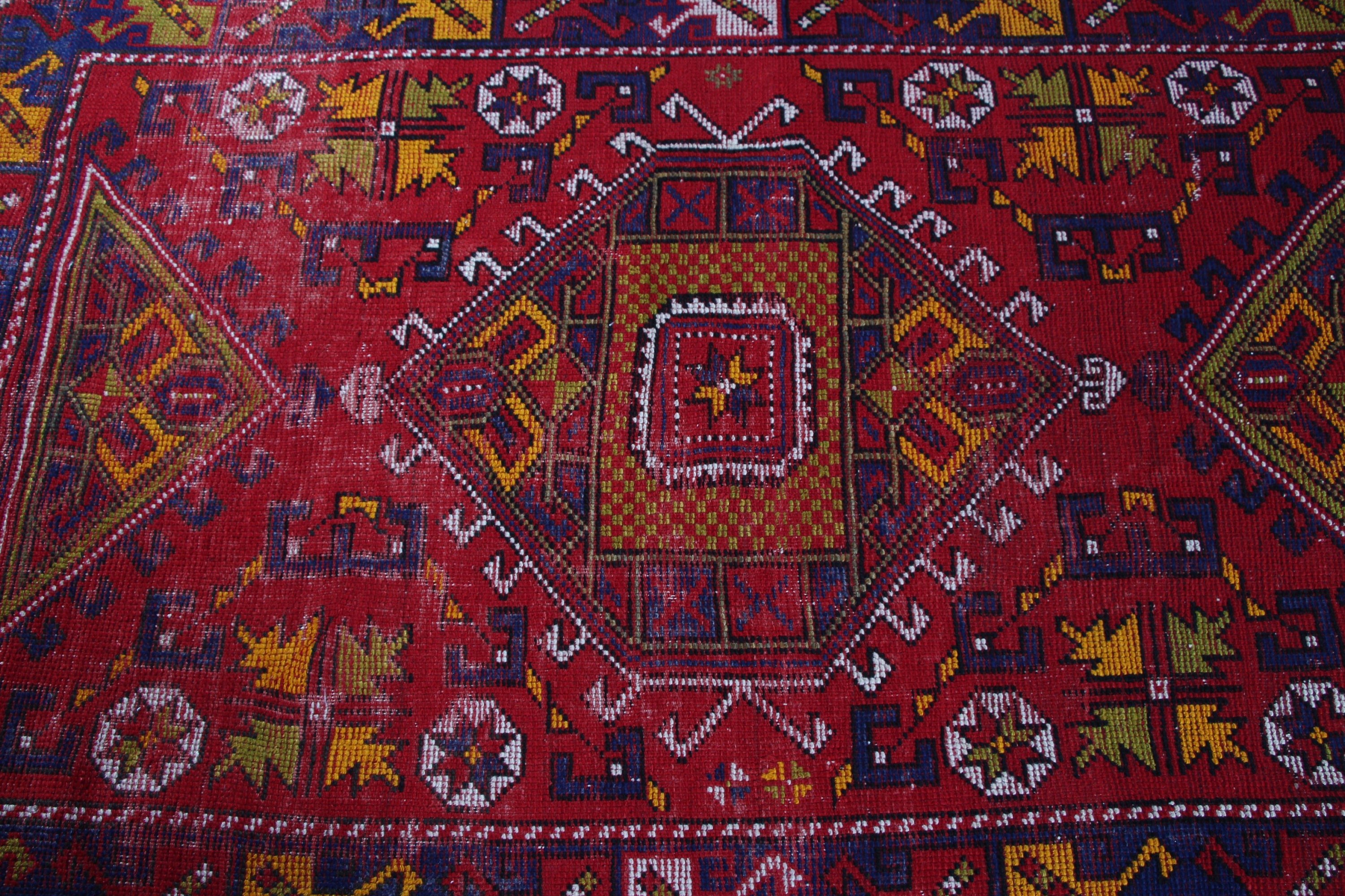 Yer Halısı, Vintage Halılar, Oushak Halıları, Anadolu Halısı, 4.1x6 ft Alan Halısı, Yemek Odası Halıları, İç Mekan Halıları, Türk Halısı, Kırmızı Fas Halıları