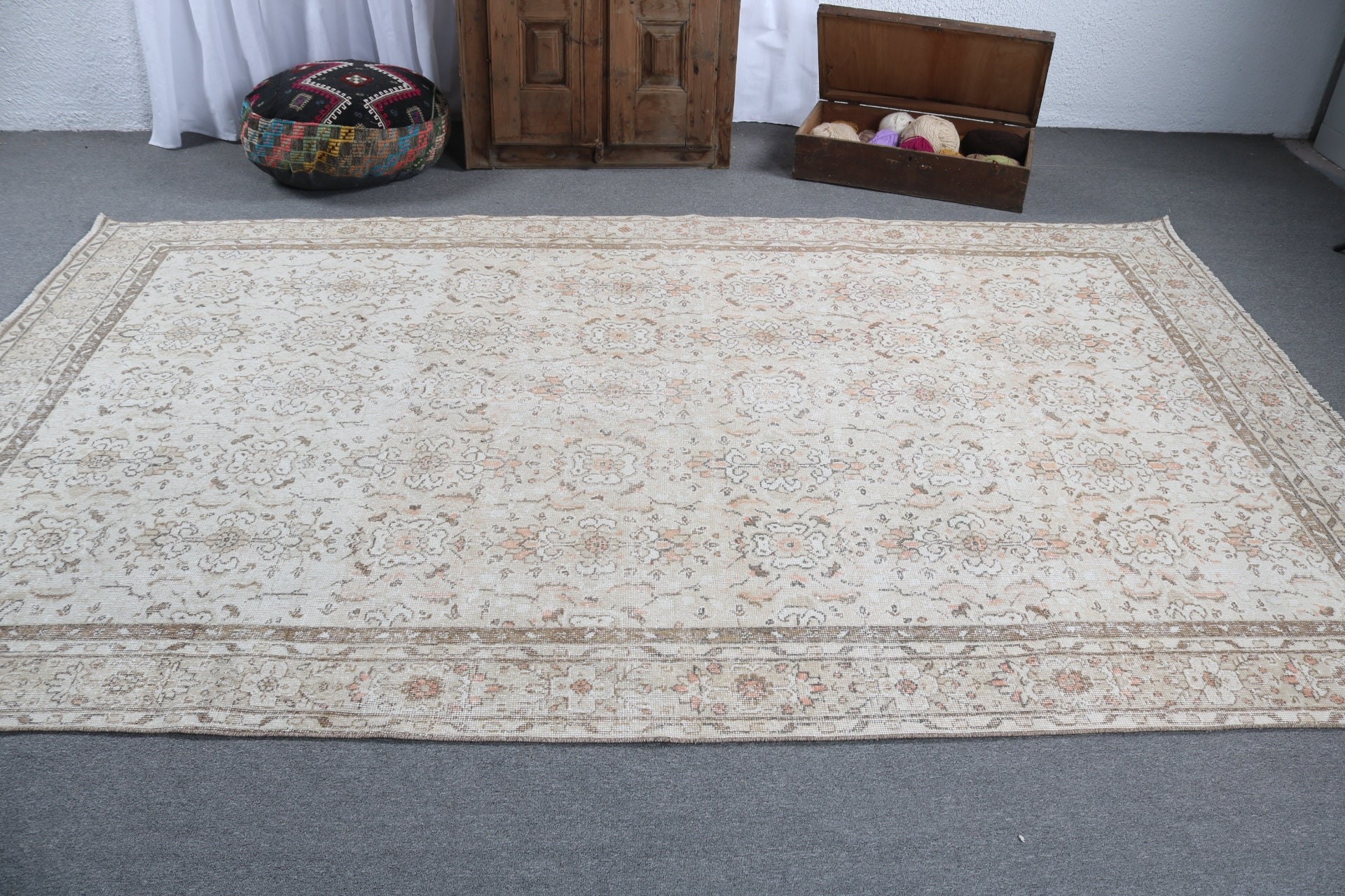 Türk Halısı, 6.3x10.5 ft Büyük Halılar, Büyük Oushak Halıları, Mutfak Halıları, Büyük Vintage Halı, Bej Yün Halı, Anadolu Halıları, Vintage Halı