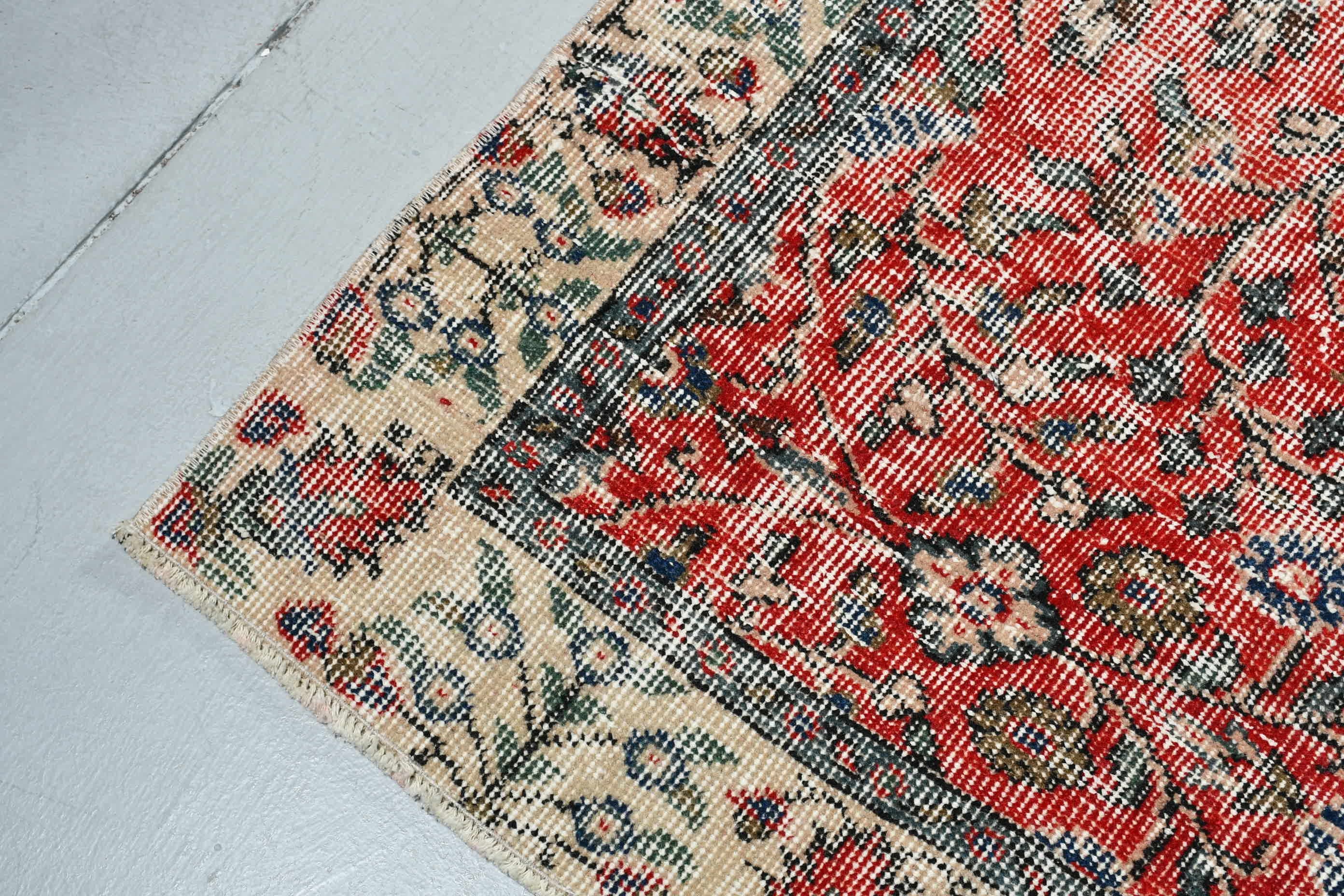 Vintage Halılar, 3,5x6,4 ft Aksan Halıları, Mutfak Halısı, Tasarımcı Halıları, Giriş Halısı, Türk Halısı, Kırmızı Oryantal Halı, Anadolu Halıları