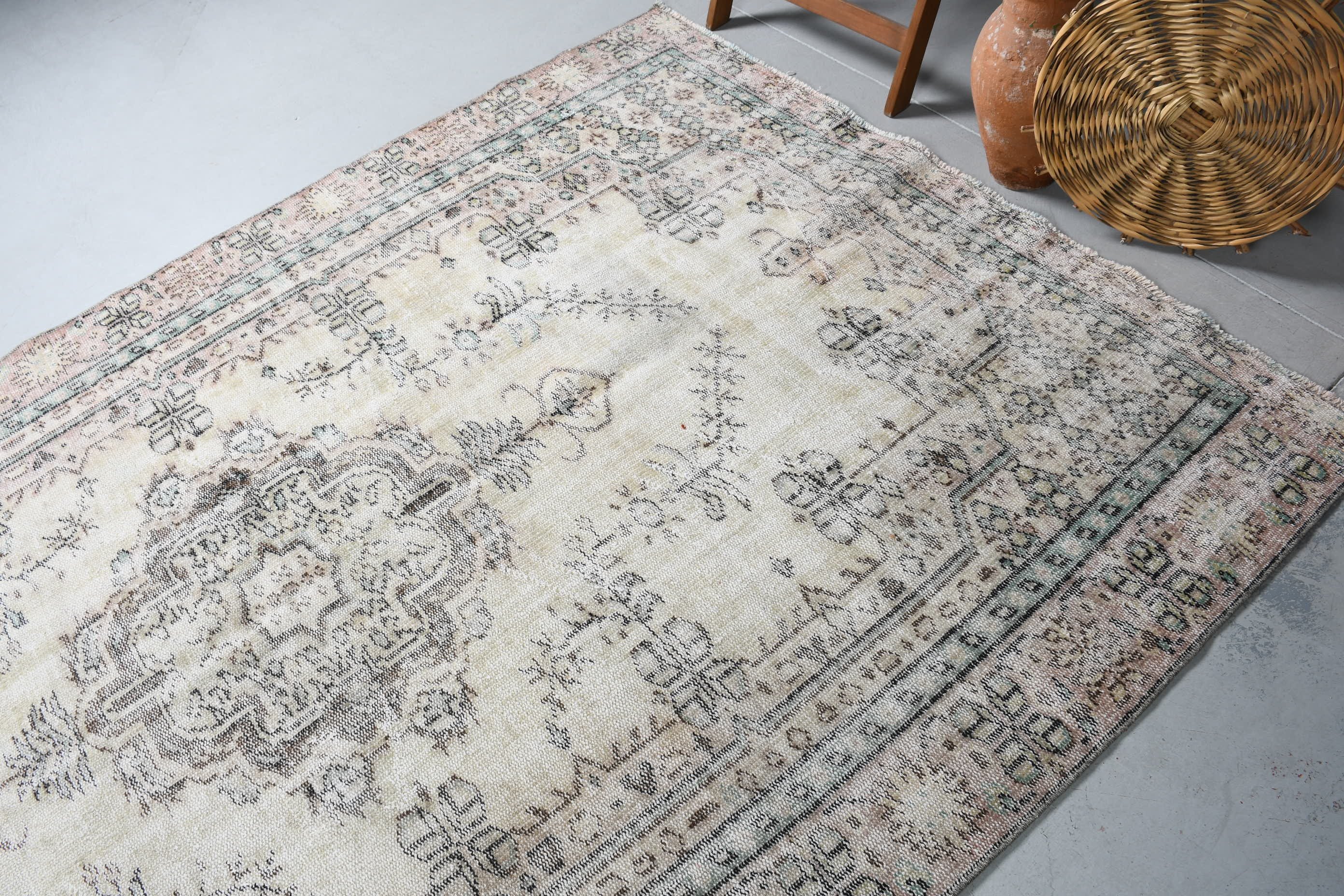 Oriental Rug, Anatolian Rug, Turkish Rugs, Dining Room Rug, Vintage Rug, Beige Antique Rug, 5.6x8.9 ft Large Rug, Handwoven Rug, Salon Rugs