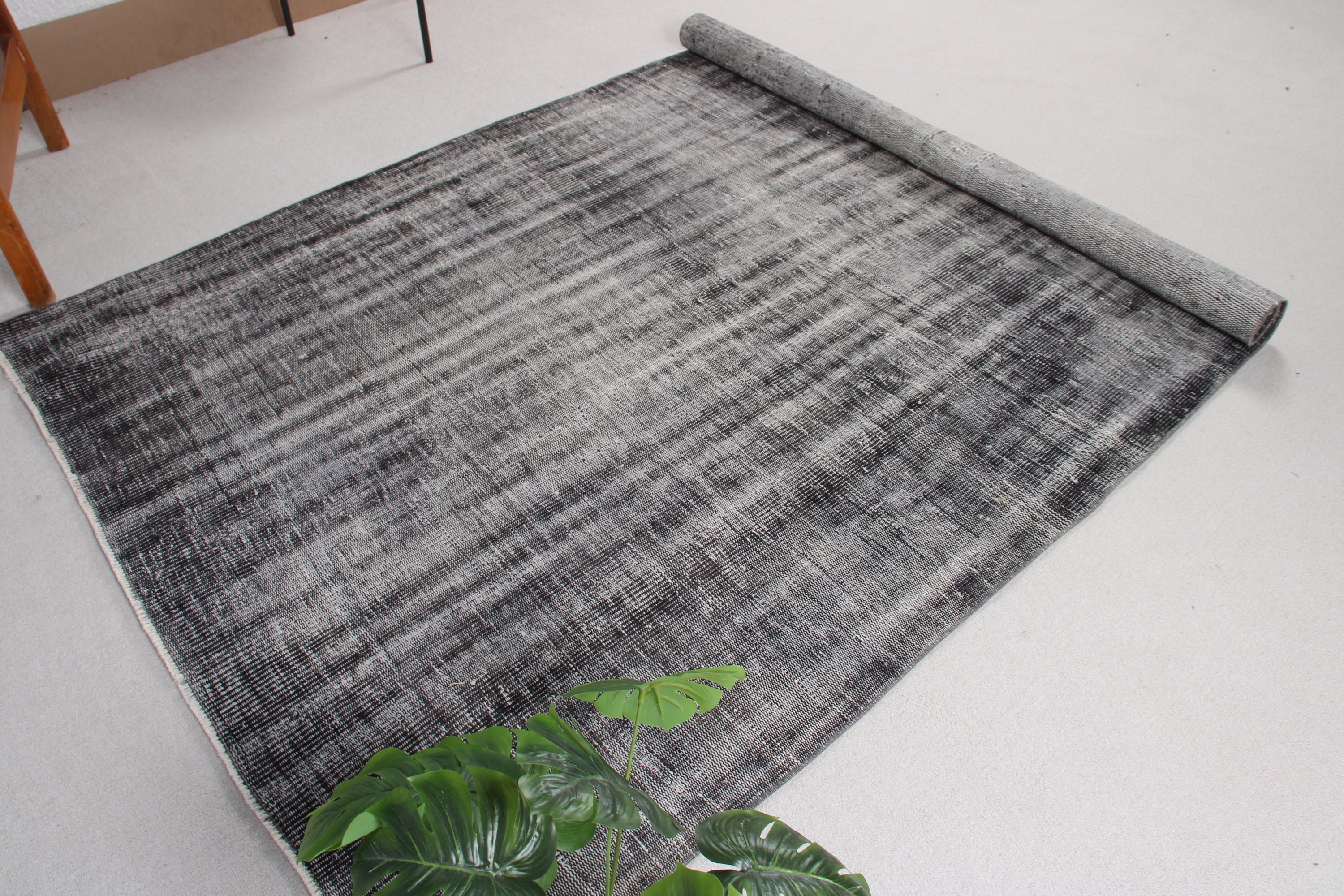 Salon Rug, Bedroom Rug, Black  5.1x8.5 ft Large Rug, Vintage Rugs, Anatolian Rug, Statement Rugs, Turkish Rug, Office Rugs