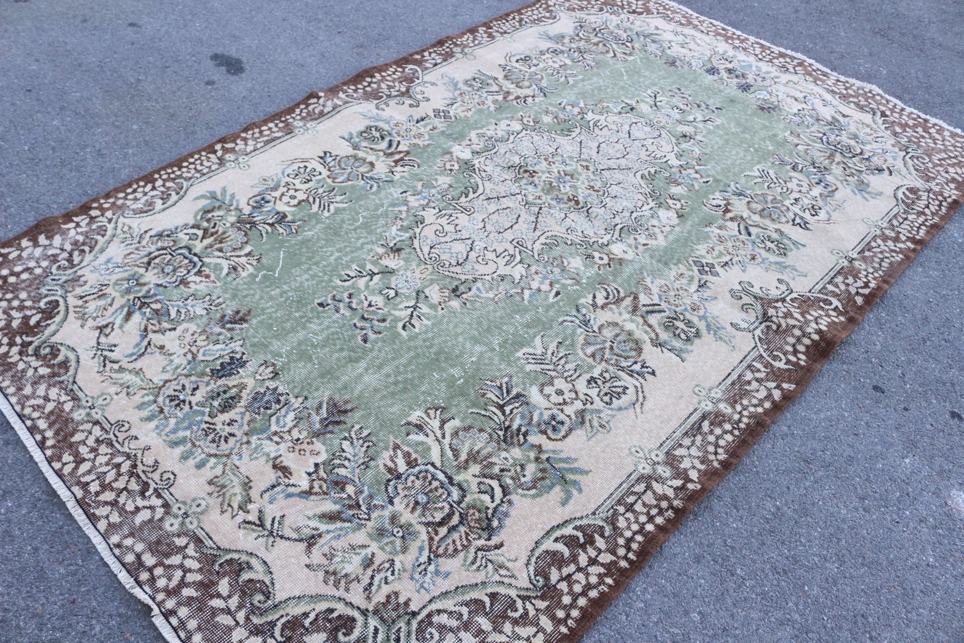 Organik Halı, Vintage Halı, 5.4x9 ft Büyük Halılar, Türk Halısı, Yemek Odası Halıları, Oturma Odası Halısı, Yatak Odası Halısı, Yeşil Soğuk Halı, Soğuk Halılar