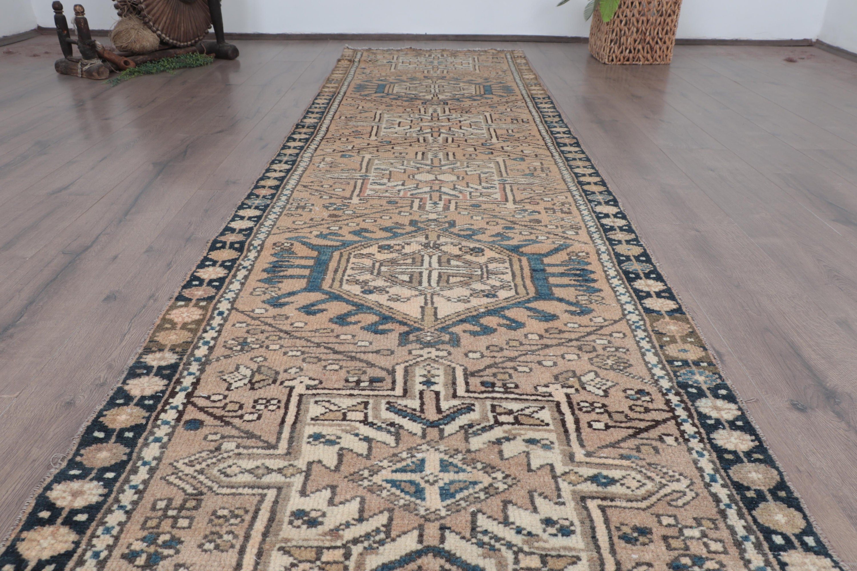 Kahverengi El Dokuma Halılar, Türk Halıları, Lüks Halılar, Vintage Halı, Beni Ourain Yolluk Halıları, Türkiye Halıları, 2.6x10.4 ft Yolluk Halısı, Anadolu Halısı