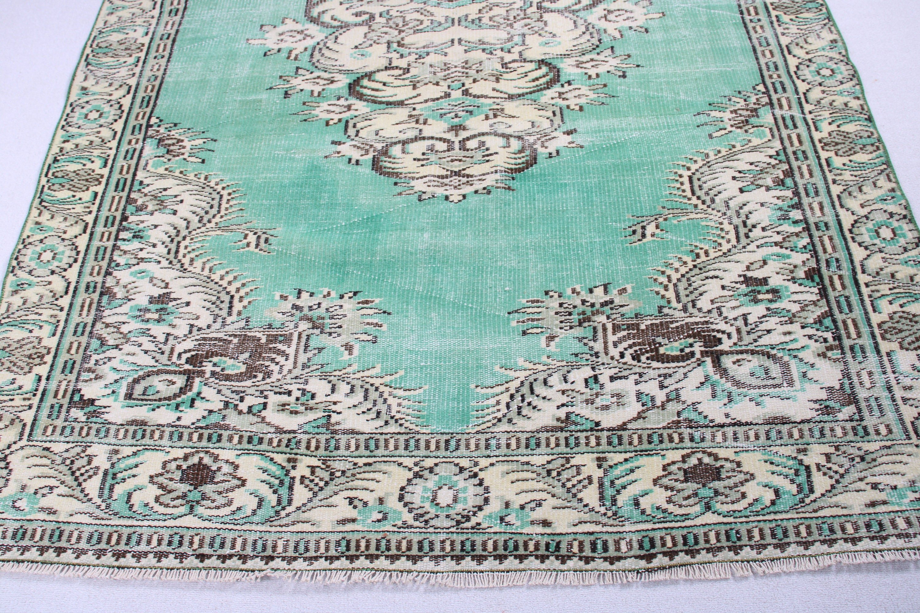 Turkish Rugs, Dining Room Rugs, Vintage Rug, 5.6x9.3 ft Large Rug, Oriental Rug, Floor Rugs, Boho Rugs, Green Kitchen Rugs, Large Boho Rugs