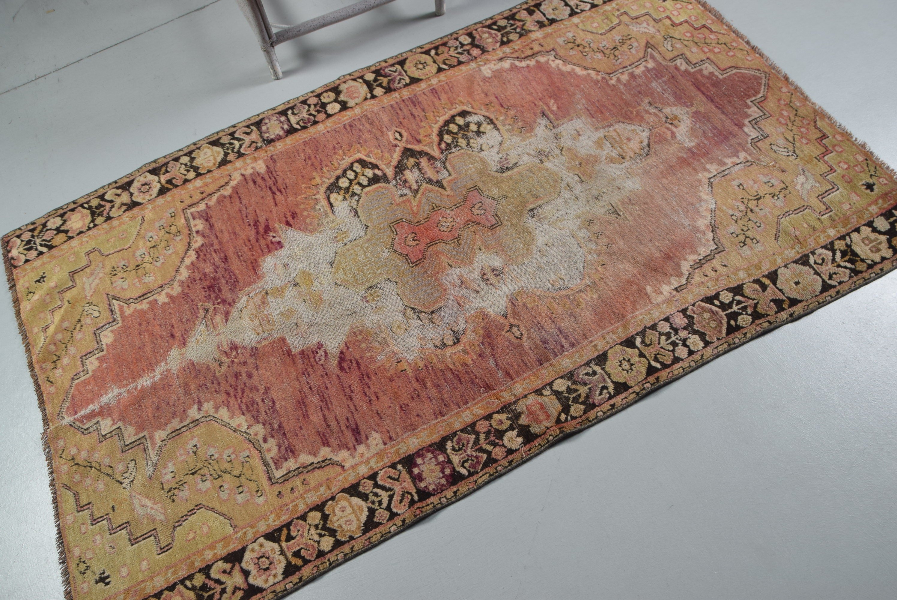 Red Oushak Rug, Kitchen Rugs, Anatolian Rug, Vintage Rug, Oushak Rug, 3.6x6 ft Accent Rug, Rugs for Bedroom, Bedroom Rugs, Turkish Rugs