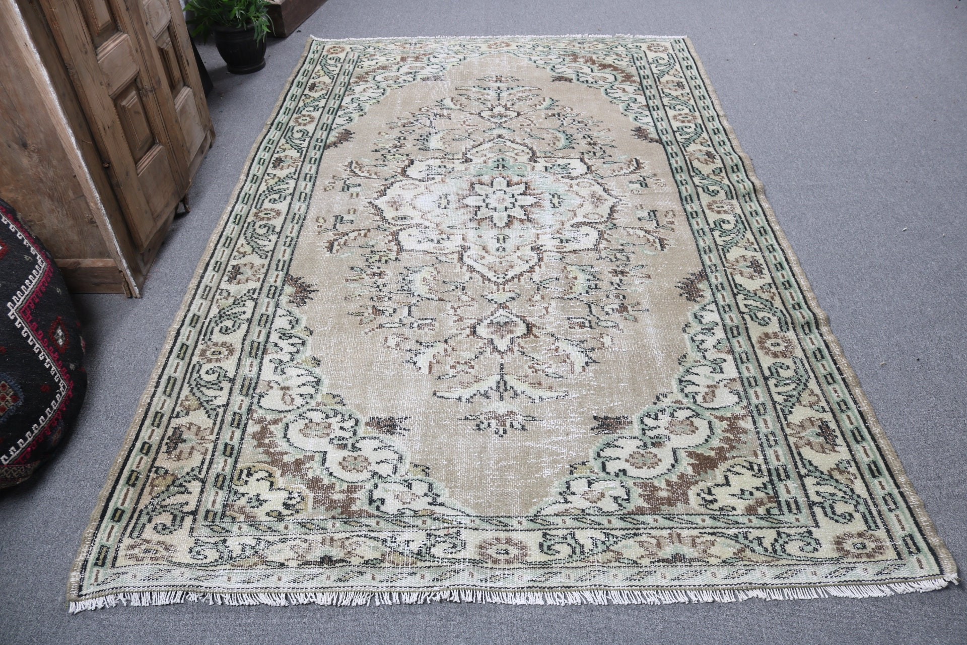 Türk Halısı, Kahverengi Lüks Halılar, Anadolu Halısı, 5,5x8,4 ft Büyük Halılar, Büyük Vintage Halı, Büyük Boho Halıları, Oryantal Halı, Vintage Halılar