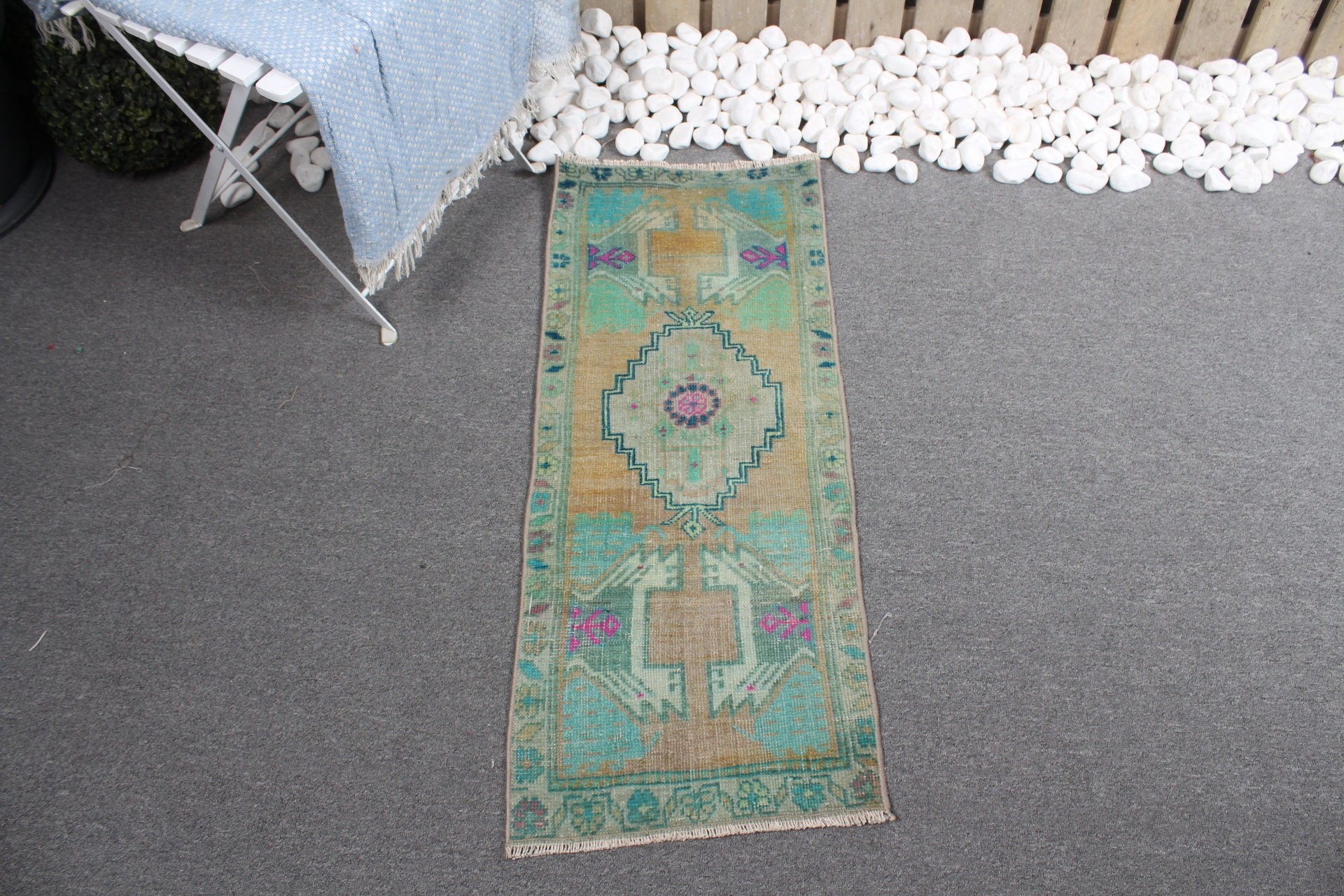 Vintage Halılar, Türk Halısı, Mutfak Halıları, Duvara Asılı Halı, Turuncu 1.3x3.3 ft Küçük Halı, Eski Halı, Kapı Paspası Halısı