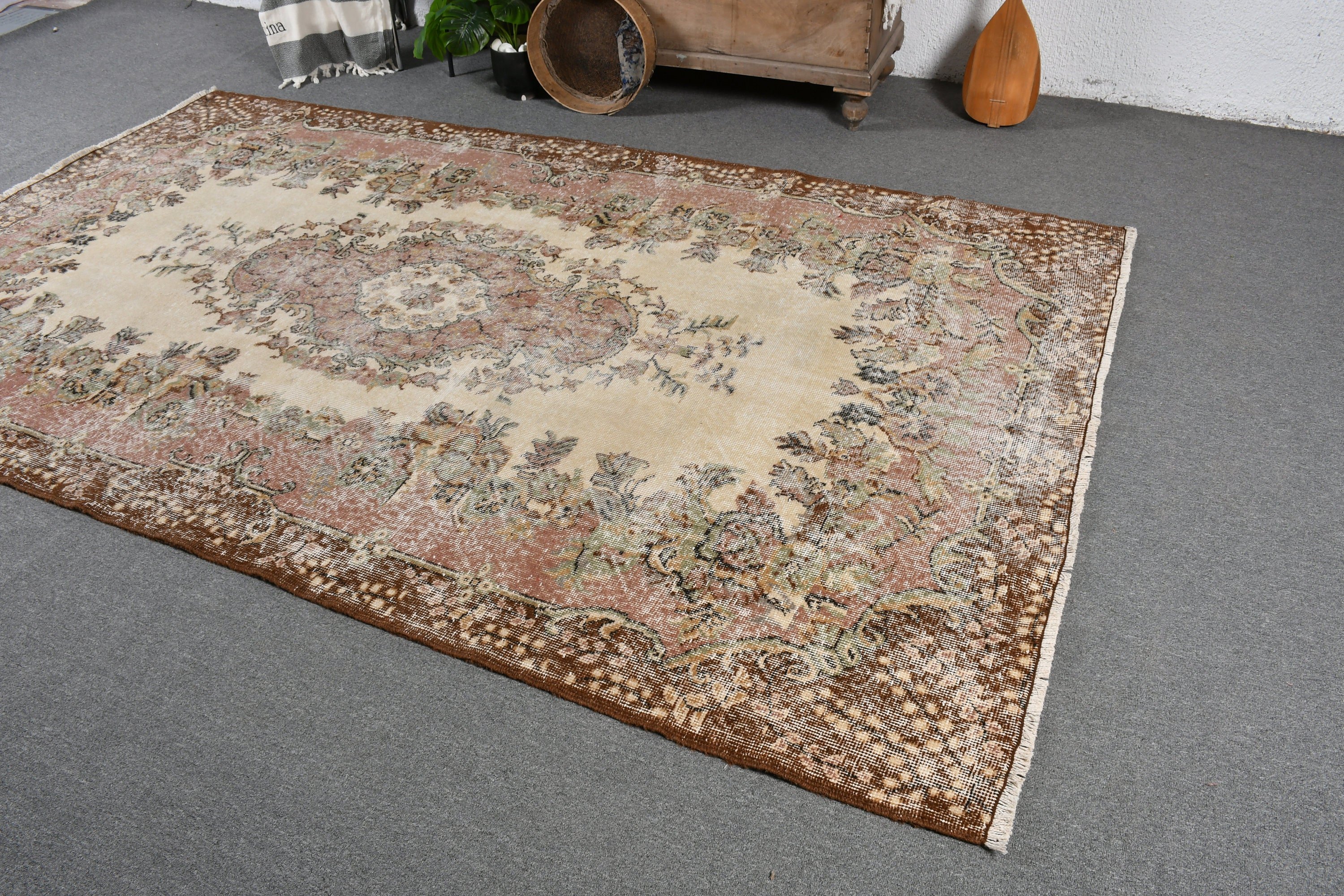 Anatolian Rug, Tribal Rug, Vintage Rugs, Brown Wool Rug, Living Room Rug, Salon Rugs, Turkish Rugs, Oushak Rug, 5.8x9.6 ft Large Rug