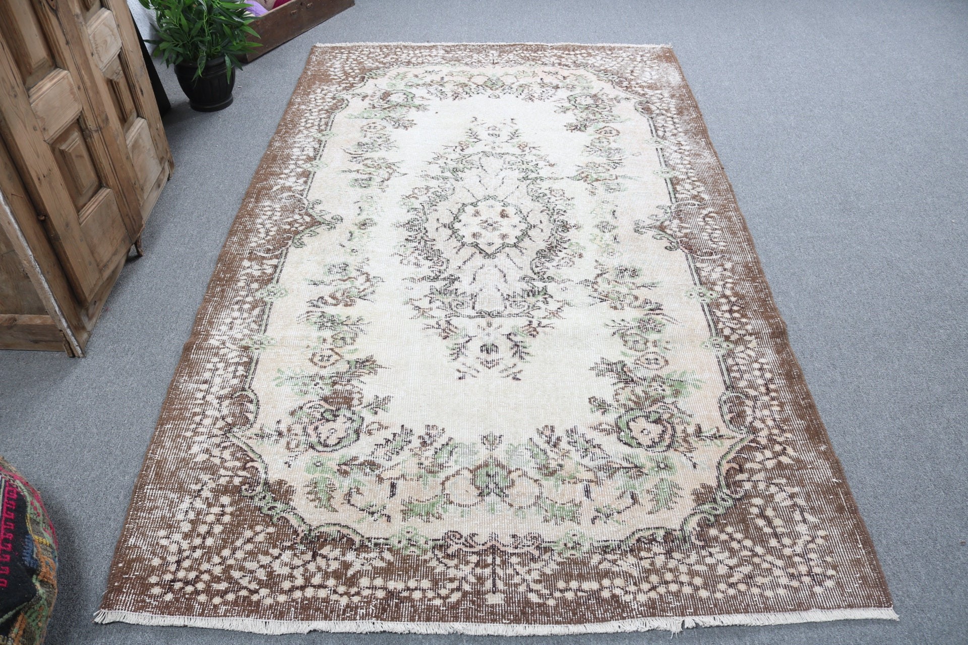 Vintage Rugs, Beige Geometric Rugs, 4.8x8.2 ft Area Rug, Floor Rugs, Rugs for Nursery, Home Decor Rug, Turkish Rugs