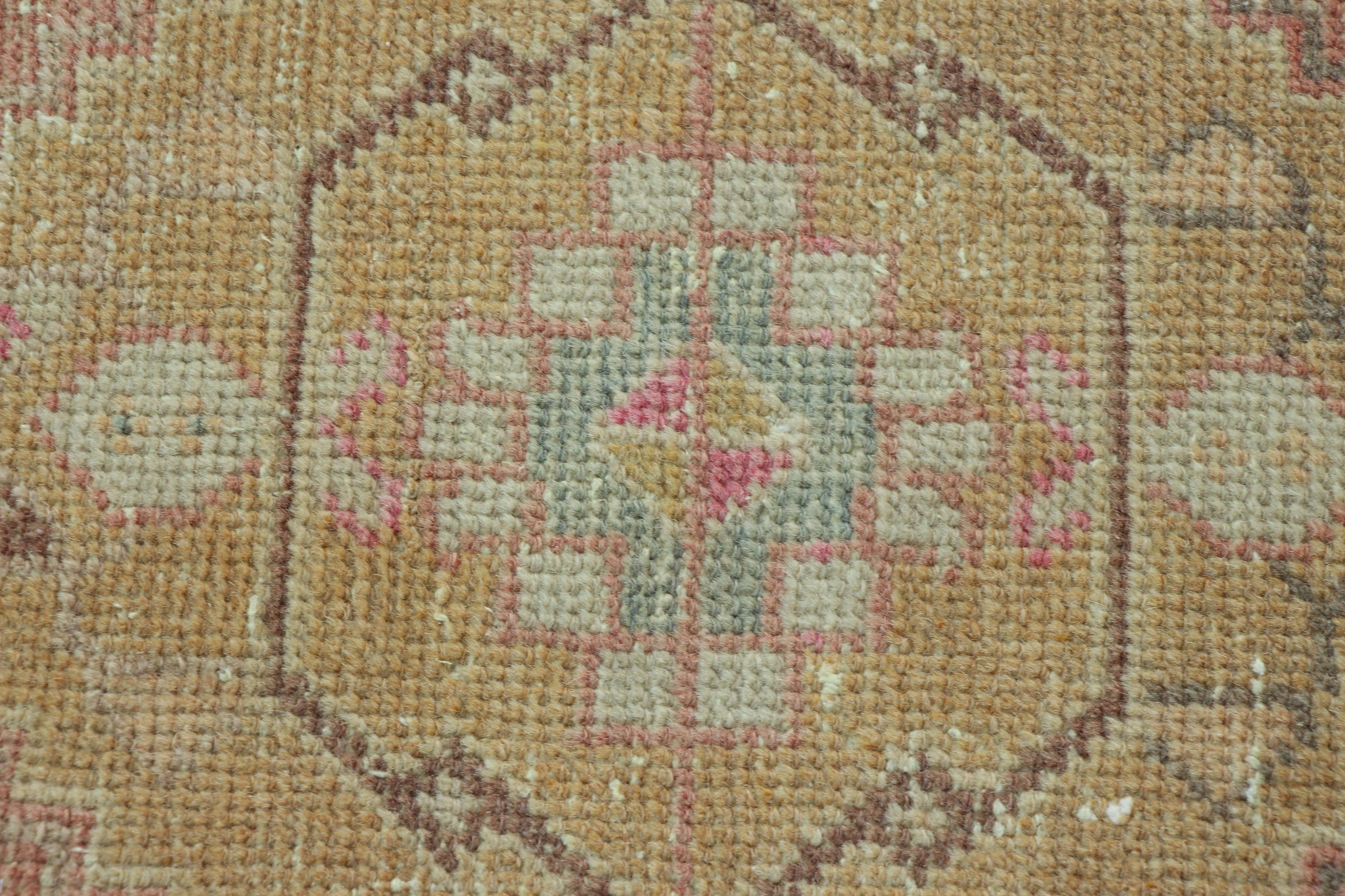 Banyo Halısı, 1.6x3.1 ft Küçük Halı, Geometrik Halılar, Türk Halısı, Havalı Halılar, Türkiye Halısı, Vintage Halılar, Küçük Vintage Halılar, Pembe Düz Dokuma Halı