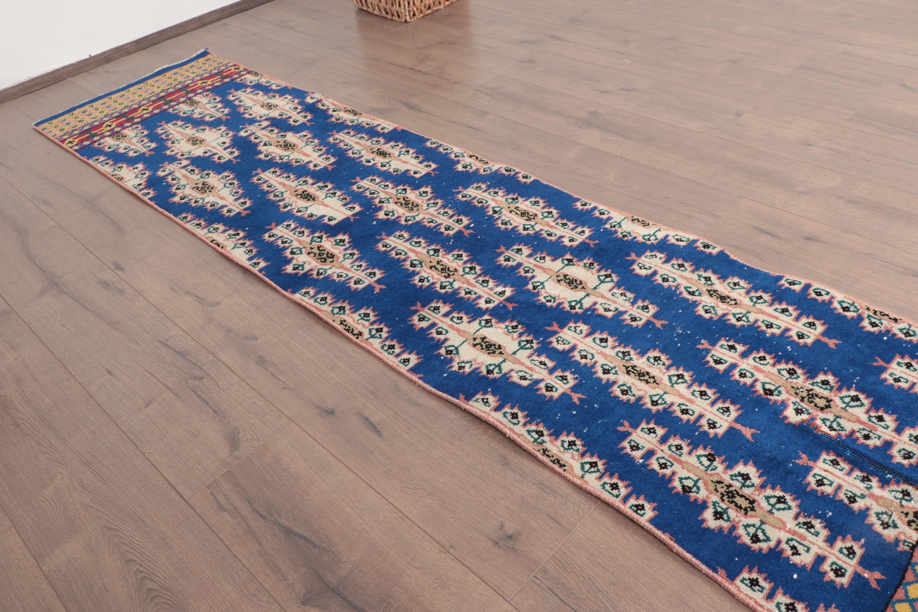 Vintage Halı, Oryantal Halılar, Türk Halıları, Uzun Yolluk Halıları, 1.9x8.3 ft Runner Halıları, Vintage Runner Halıları, Modern Halı, Bej Antika Halılar