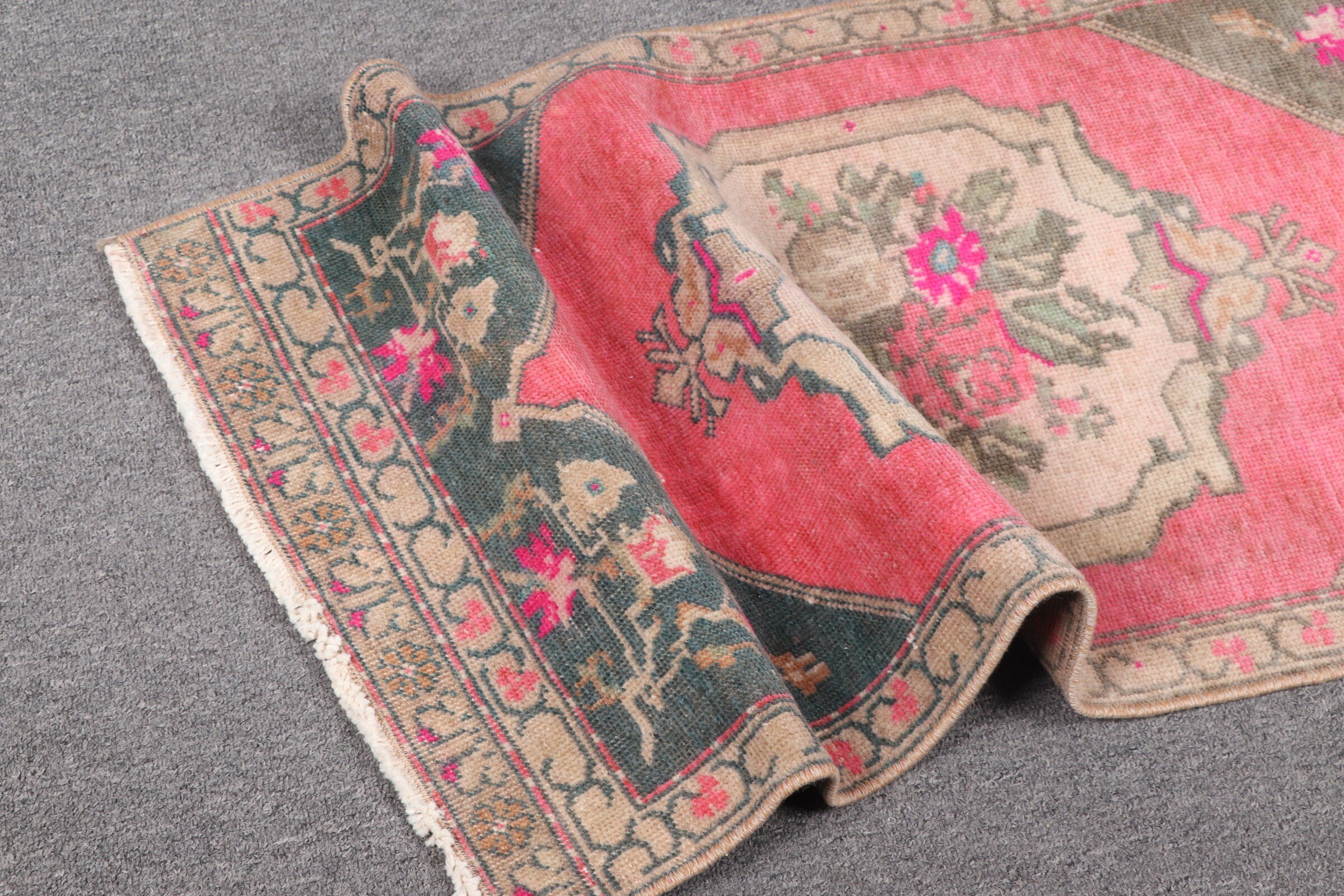 Türk Halıları, Pembe Oushak Halıları, 1.6x3.3 ft Küçük Halı, Banyo Halısı, Yatak Odası Halısı, Oryantal Halılar, Duvara Asılı Halılar, Vintage Halılar, Soluk Halı