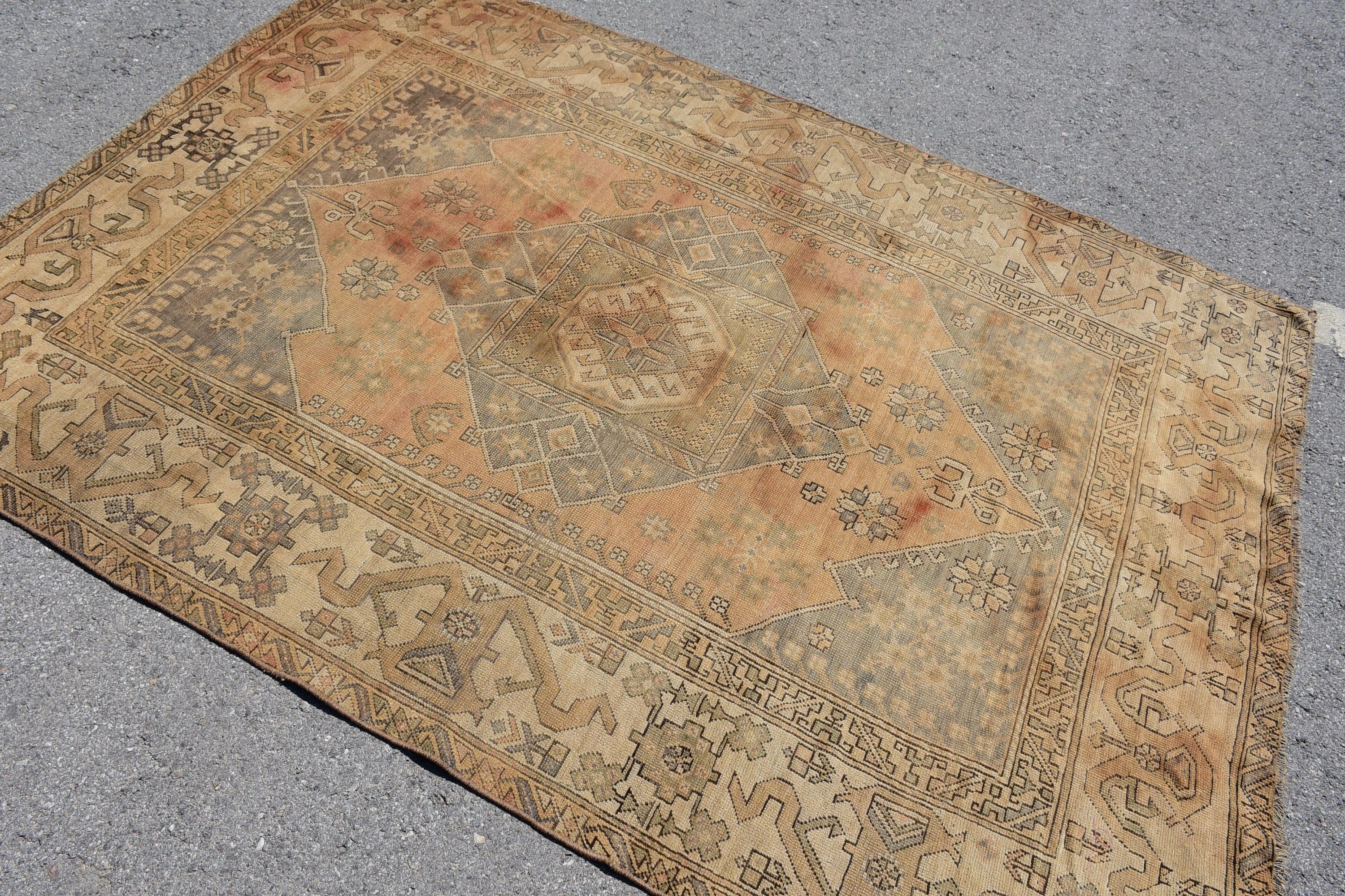 Vintage Halı, Anadolu Halısı, 5.3x7.3 ft Alan Kilimi, Çocuk Halısı, Parlak Halı, Yemek Odası Halıları, Oushak Halıları, Çocuk Odası Halıları, Türk Halısı