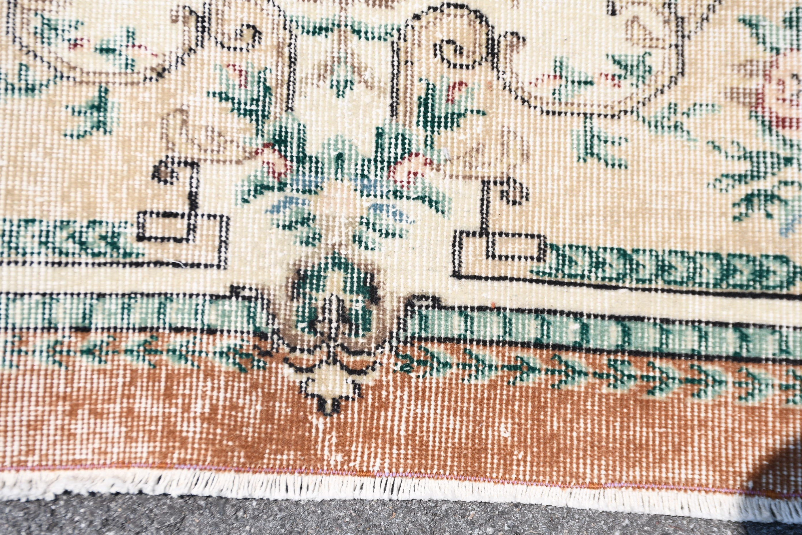 Vintage Rug, Floor Rug, Beige  3.8x6.5 ft Area Rug, Rugs for Living Room, Turkish Rug, Bedroom Rug, Oushak Rugs, Eclectic Rug