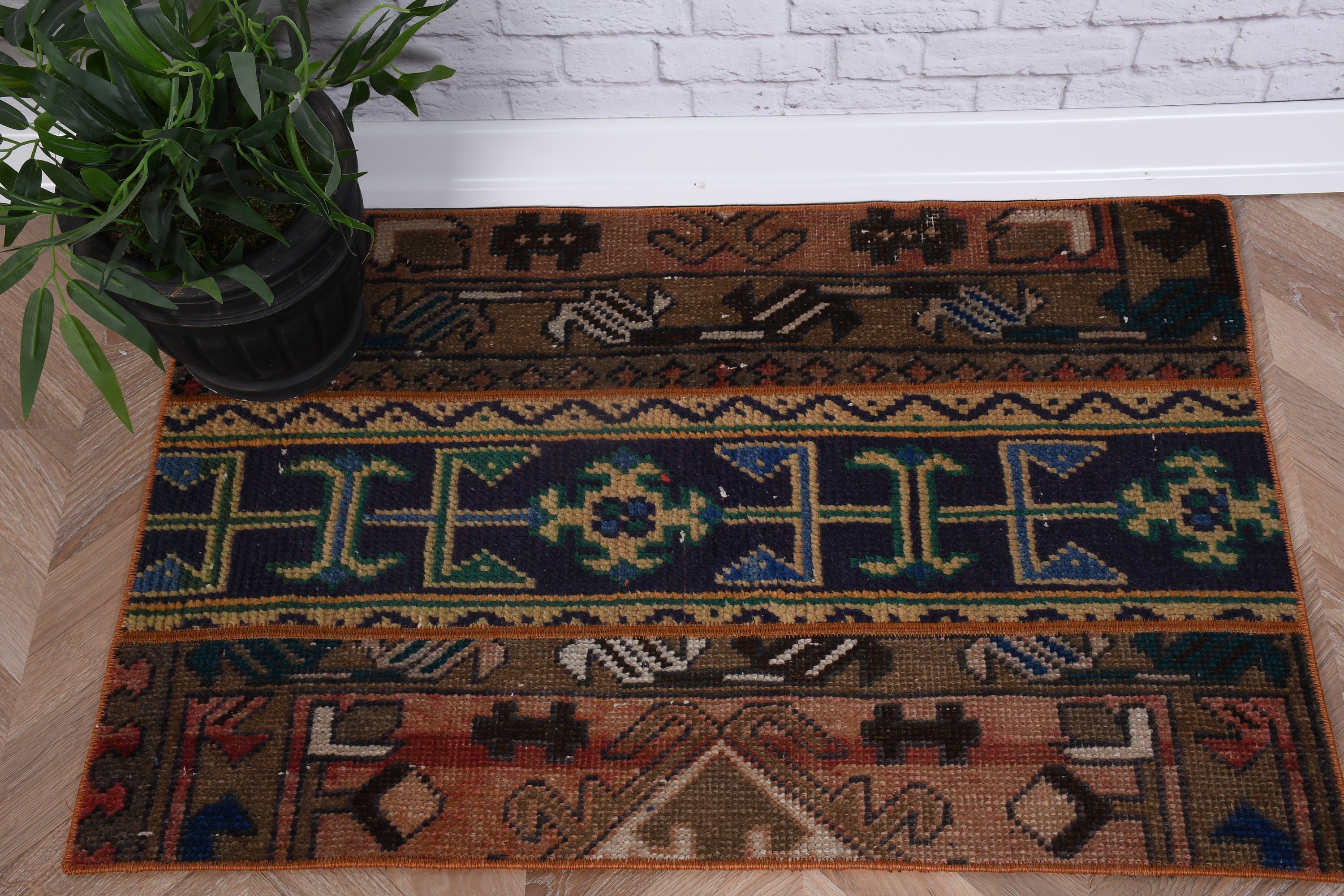 Brown Cool Rug, Turkish Rug, 1.9x2.9 ft Small Rugs, Bathroom Rugs, Vintage Rug, Retro Rug, Rugs for Kitchen, Kitchen Rug, Floor Rug