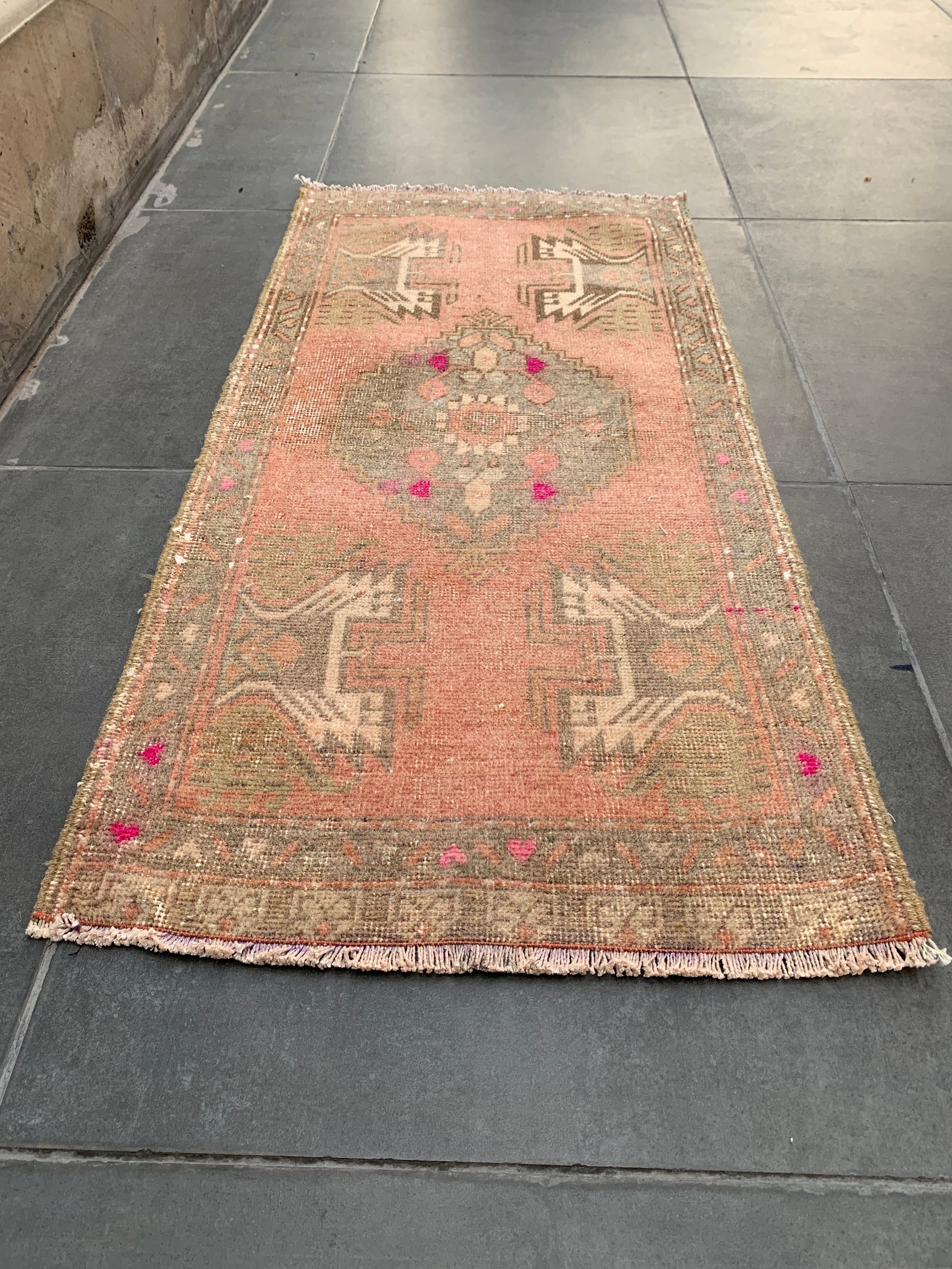 Yatak Odası Halıları, Turuncu Yer Halıları, Türk Halısı, Vintage Halı, 1.8x3.8 ft Küçük Halı, Duvara Asılı Halılar, Araba Paspas Halıları, Sessiz Halı, Yer Halıları