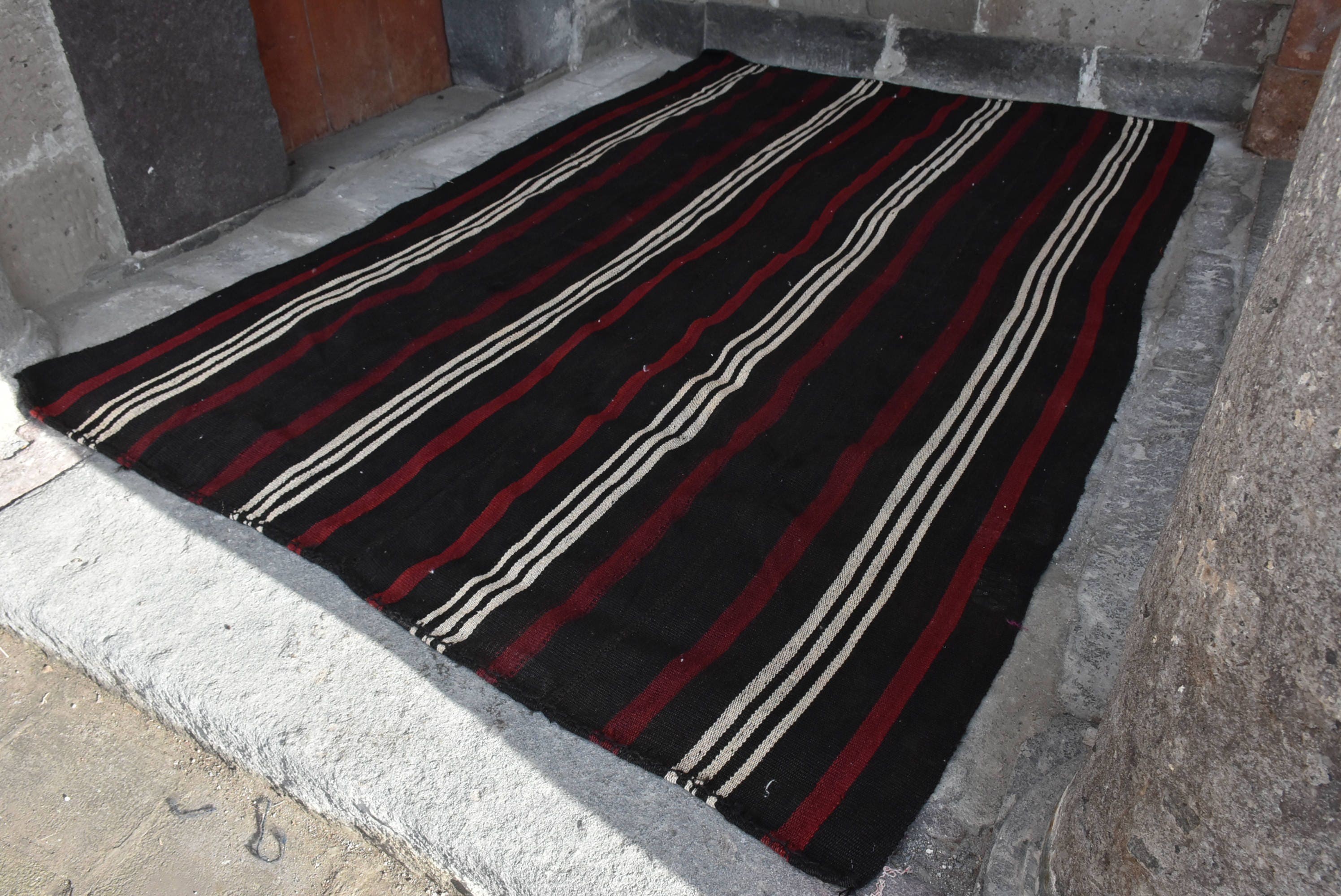 Turkish Rug, Black  6.1x9.4 ft Large Rug, Moroccan Rug, Dining Room Rugs, Kilim, Bedroom Rugs, Vintage Rug, Living Room Rug